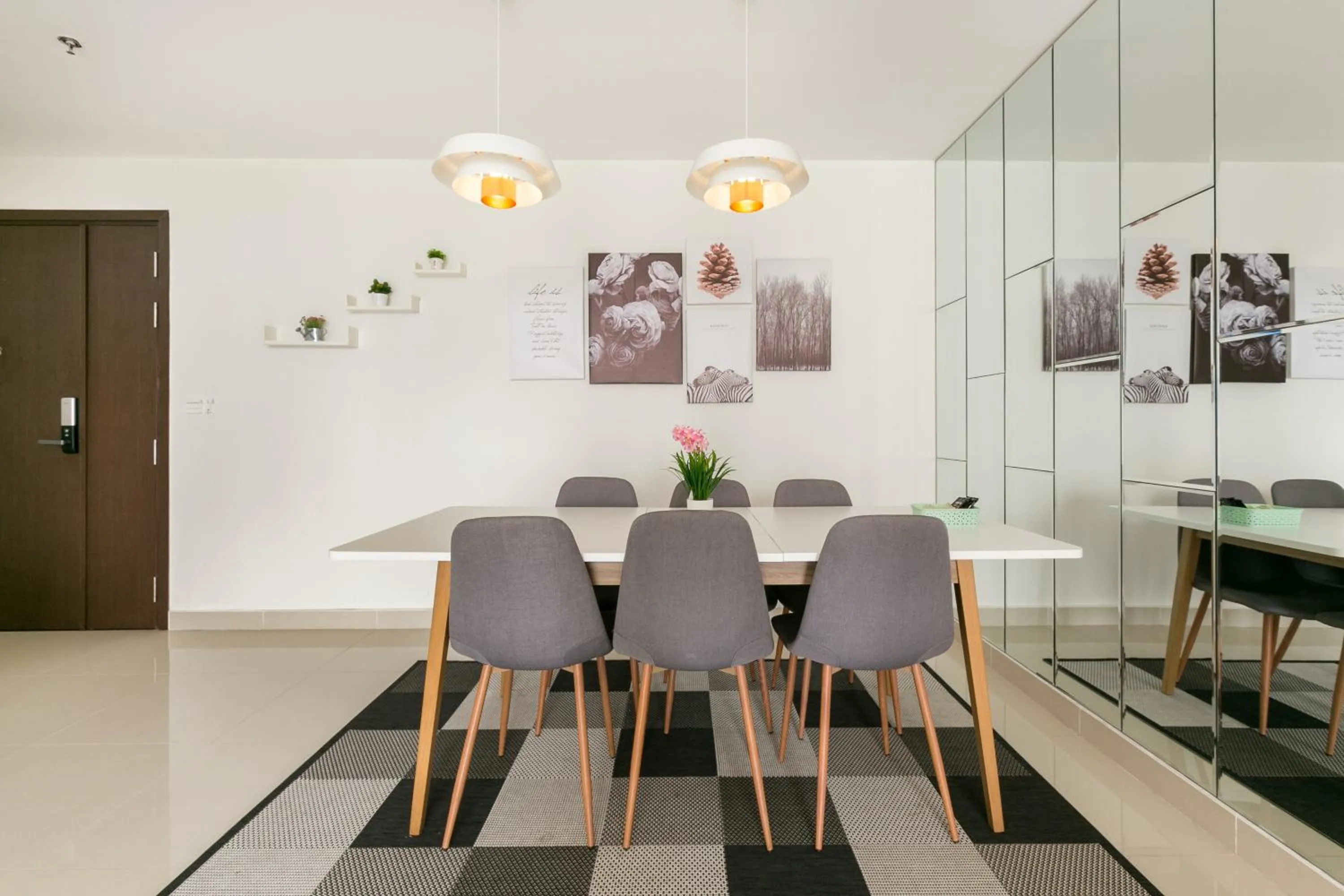 TeeUp Home - Infinity Pool Signature