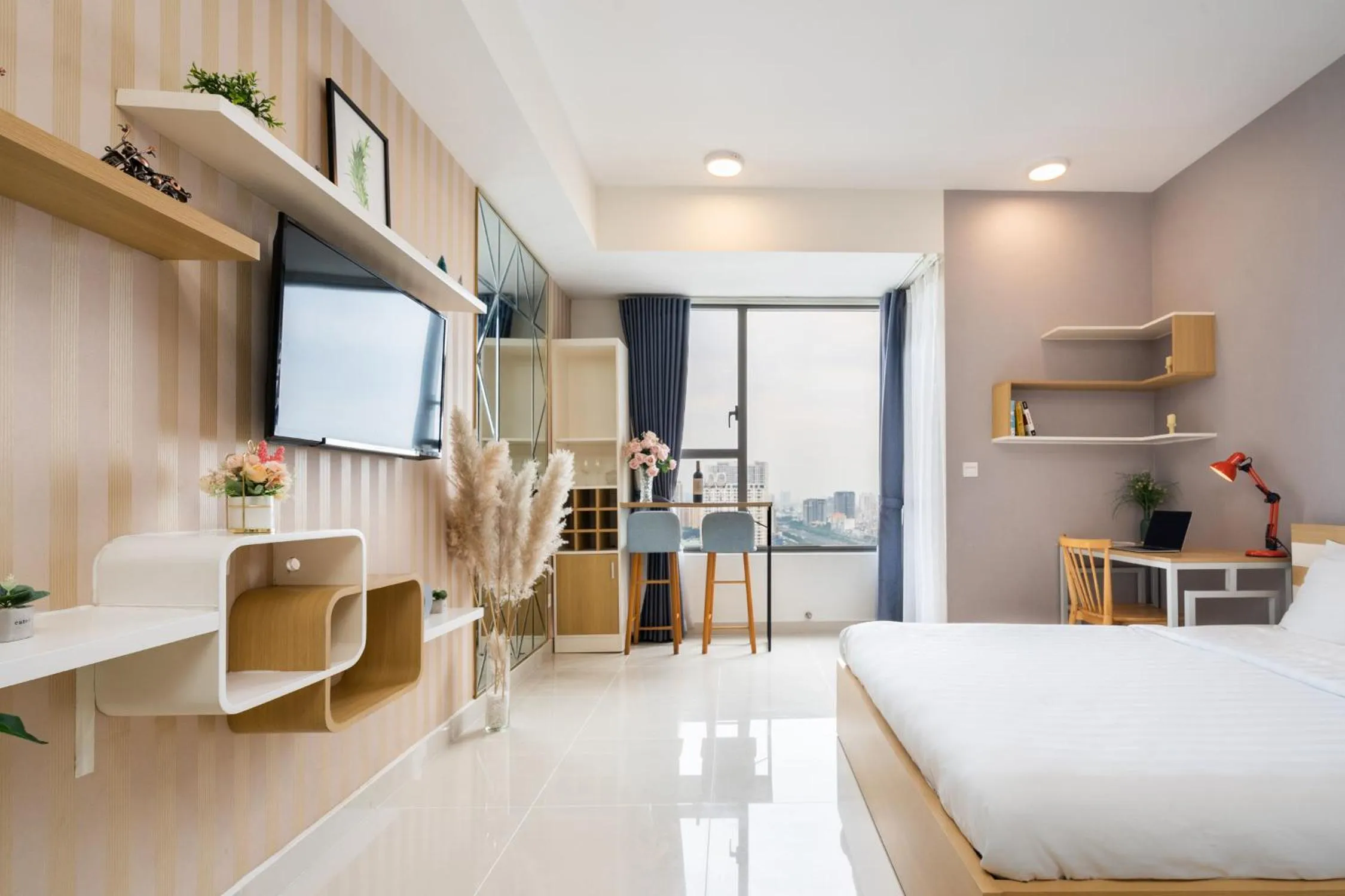 Bed in TeeUp Home - Infinity Pool Signature