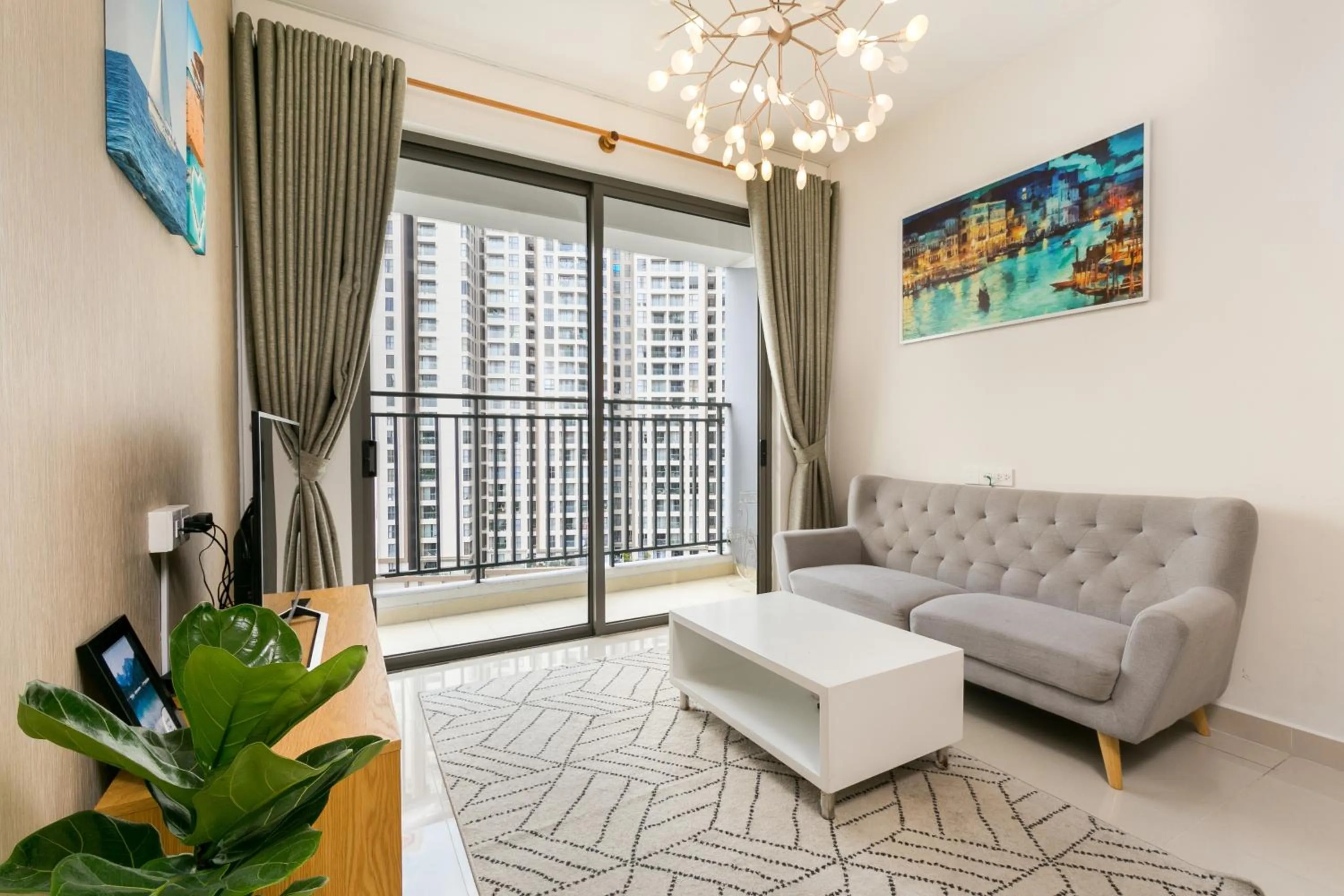 TeeUp Home - Infinity Pool Signature