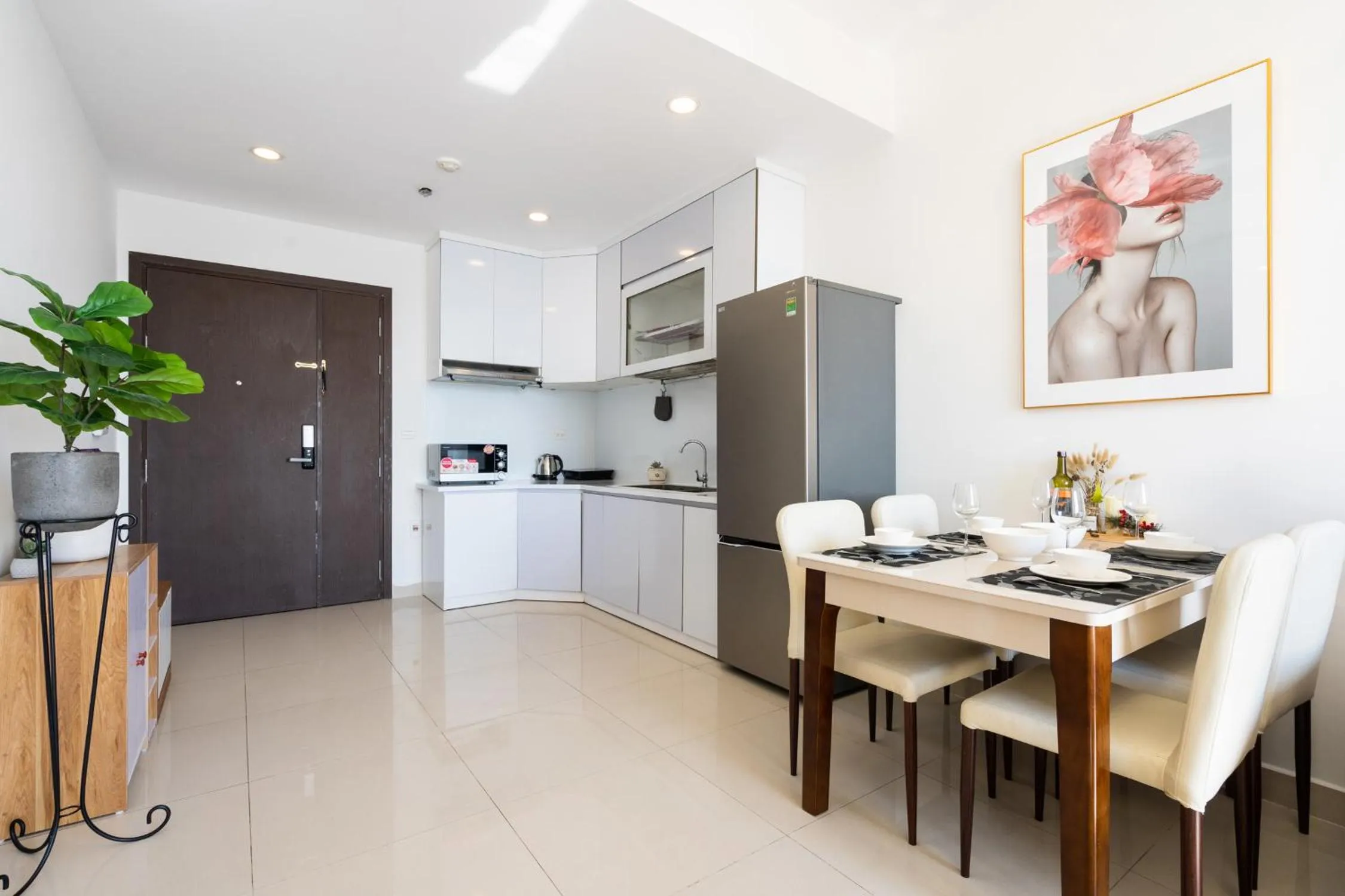 TeeUp Home - Infinity Pool Signature