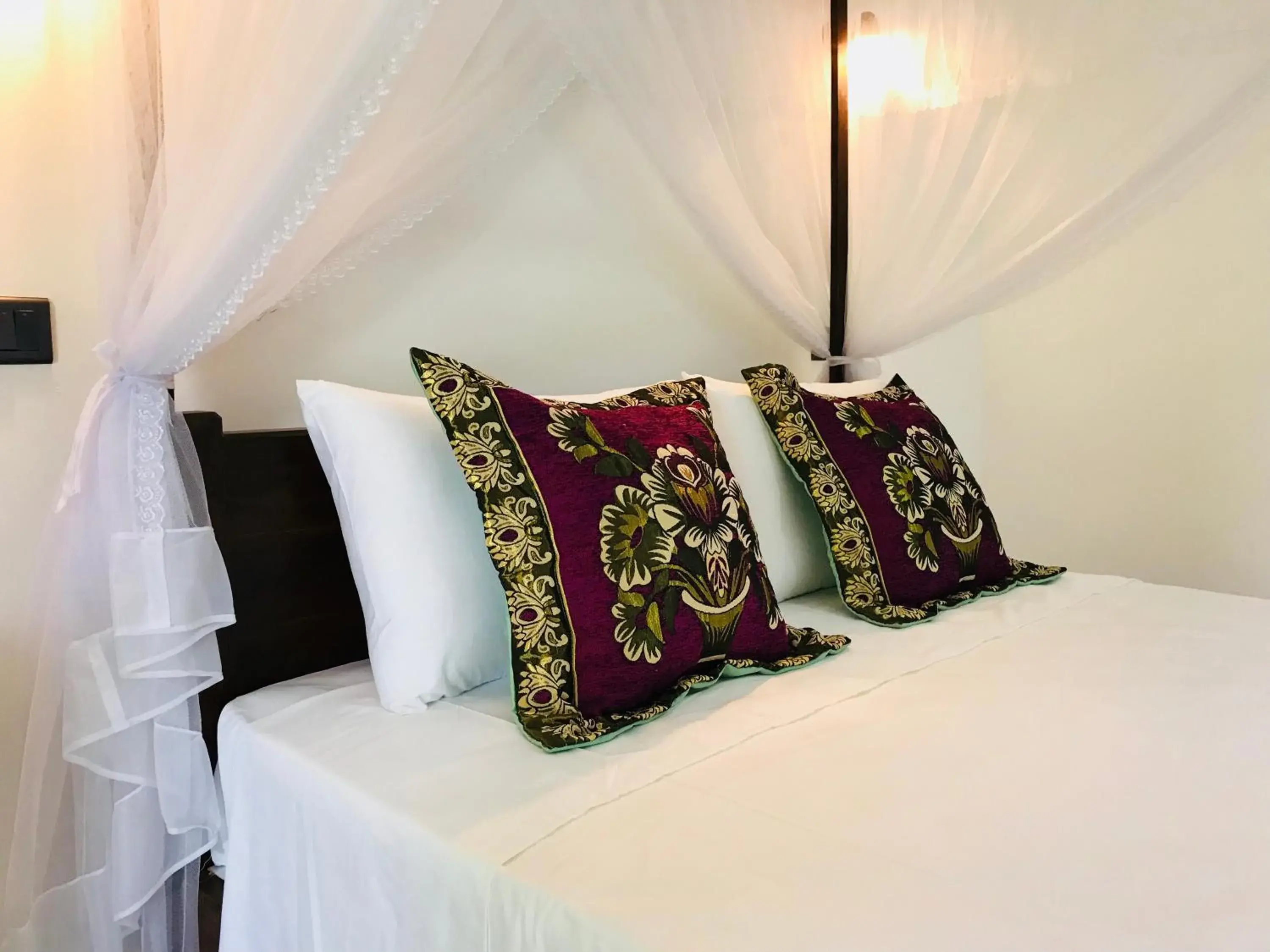 Deluxe Double Room - single occupancy in Sigiriya Rock Hide Deluxe Double Room - single occupancy in Sigiriya Rock Hide