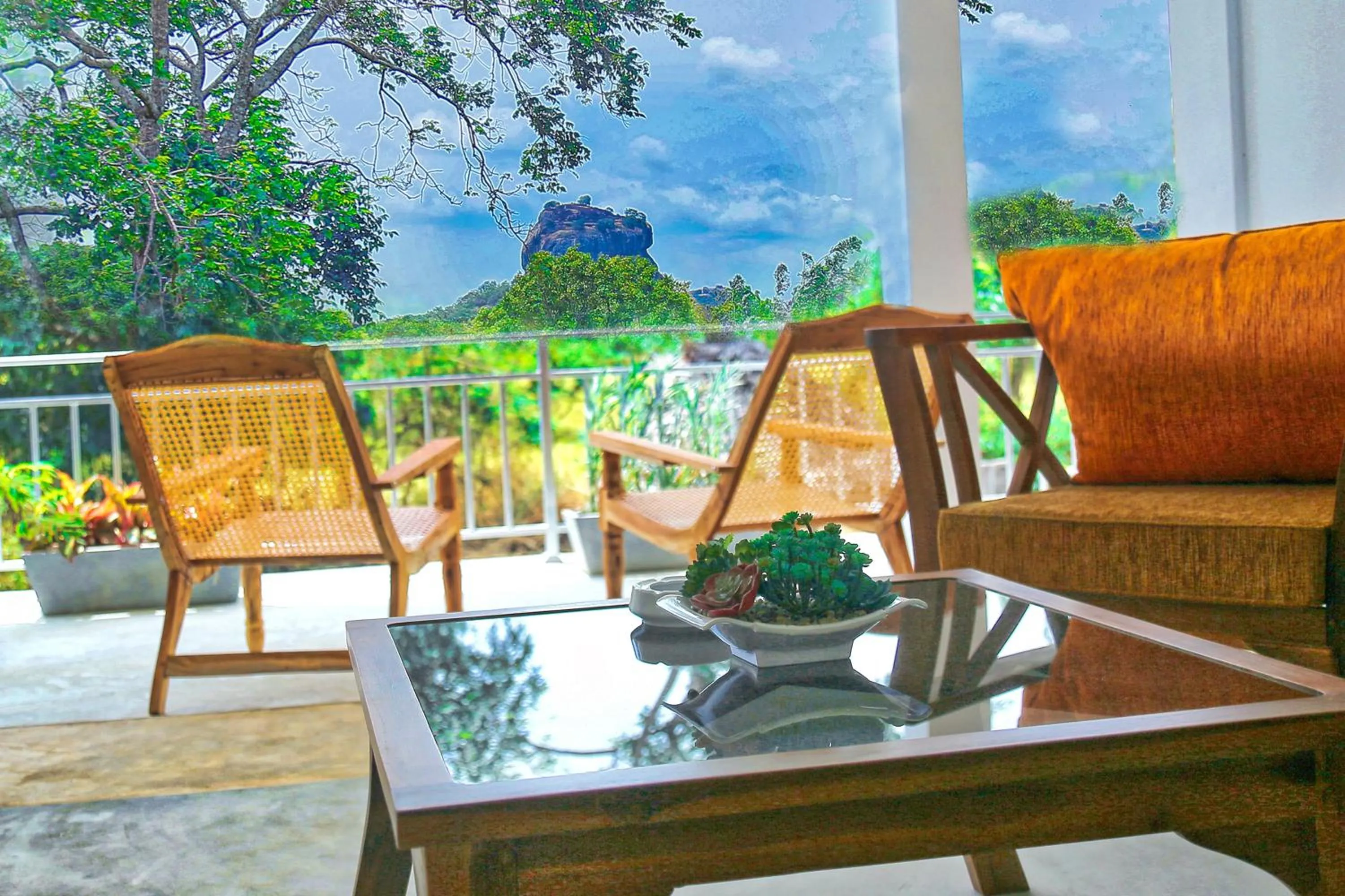 Patio in Sigiriya Rock Hide