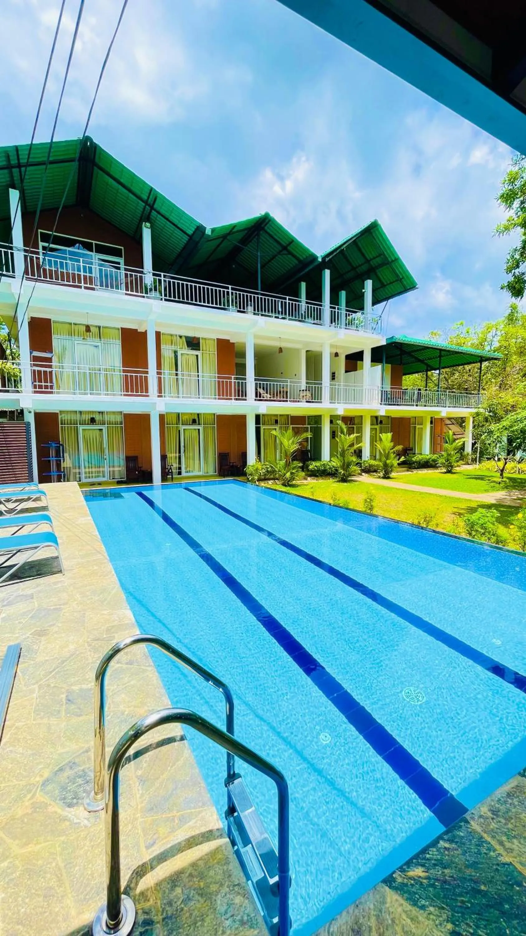 Pool view in Sigiriya Rock Hide