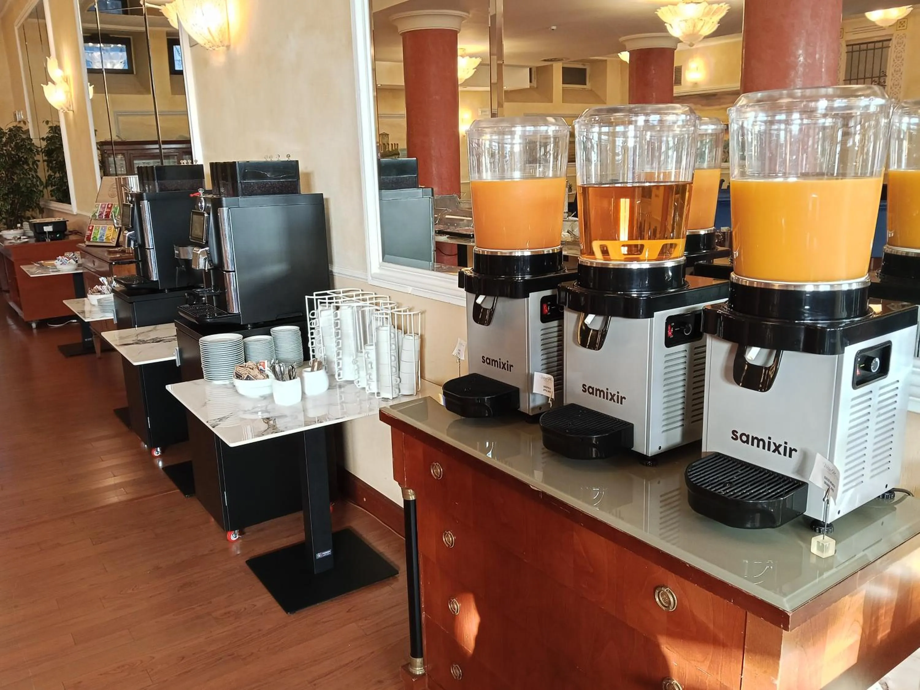 Breakfast in Hotel Villa Maria