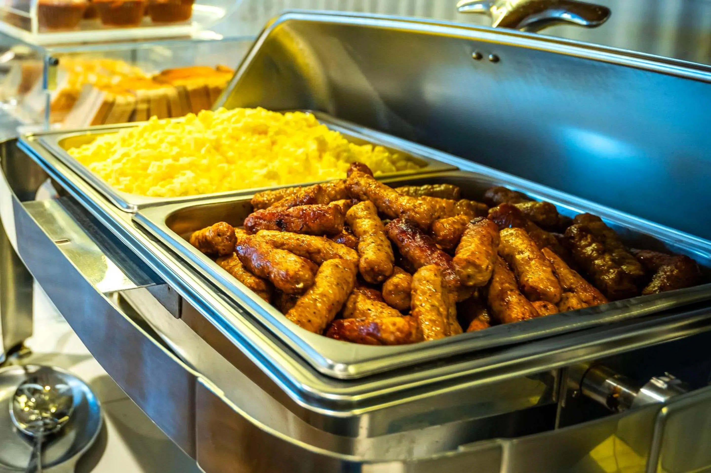 Breakfast in Comfort Inn & Suites