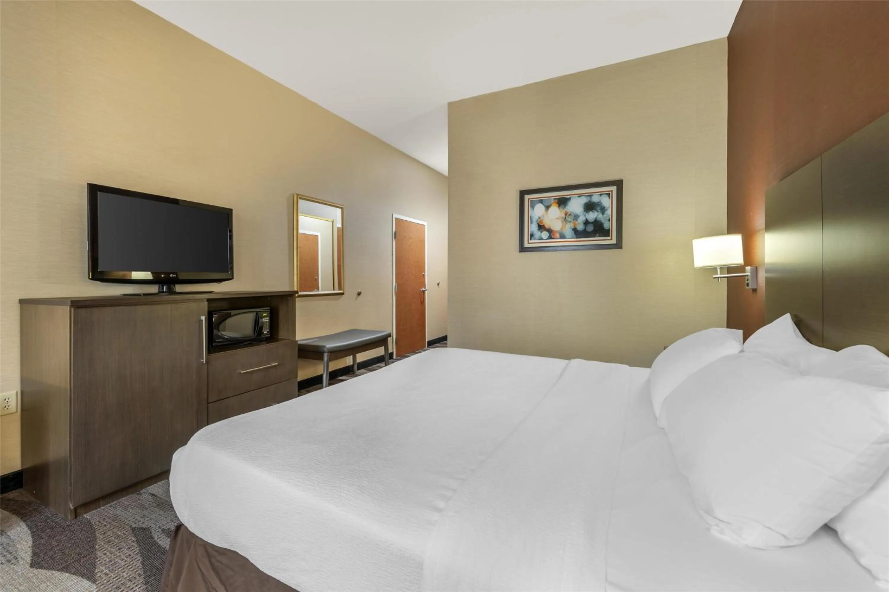 Bedroom, Bed in Best Western Plus University Inn