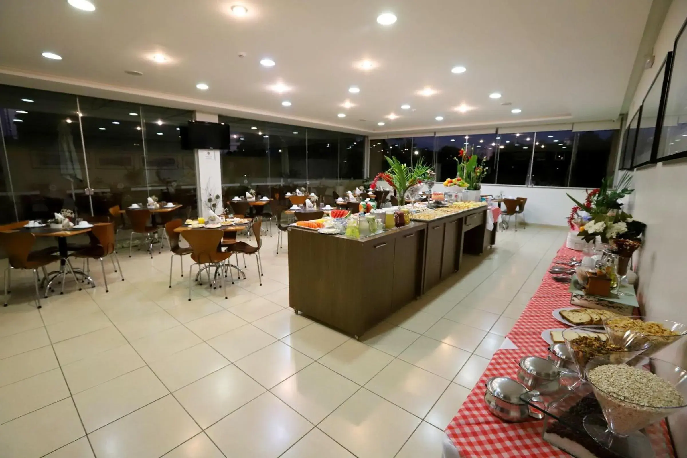 Restaurant/places to eat in Hotel Maione Restaurant/places to eat in Hotel Maione