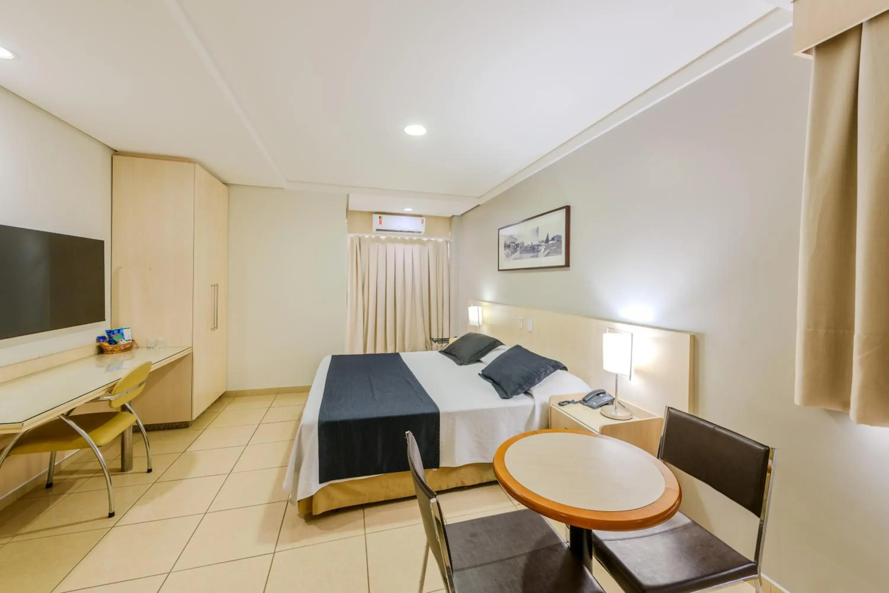 Suite with Hot Tub - single occupancy in Hotel Maione Suite with Hot Tub - single occupancy in Hotel Maione