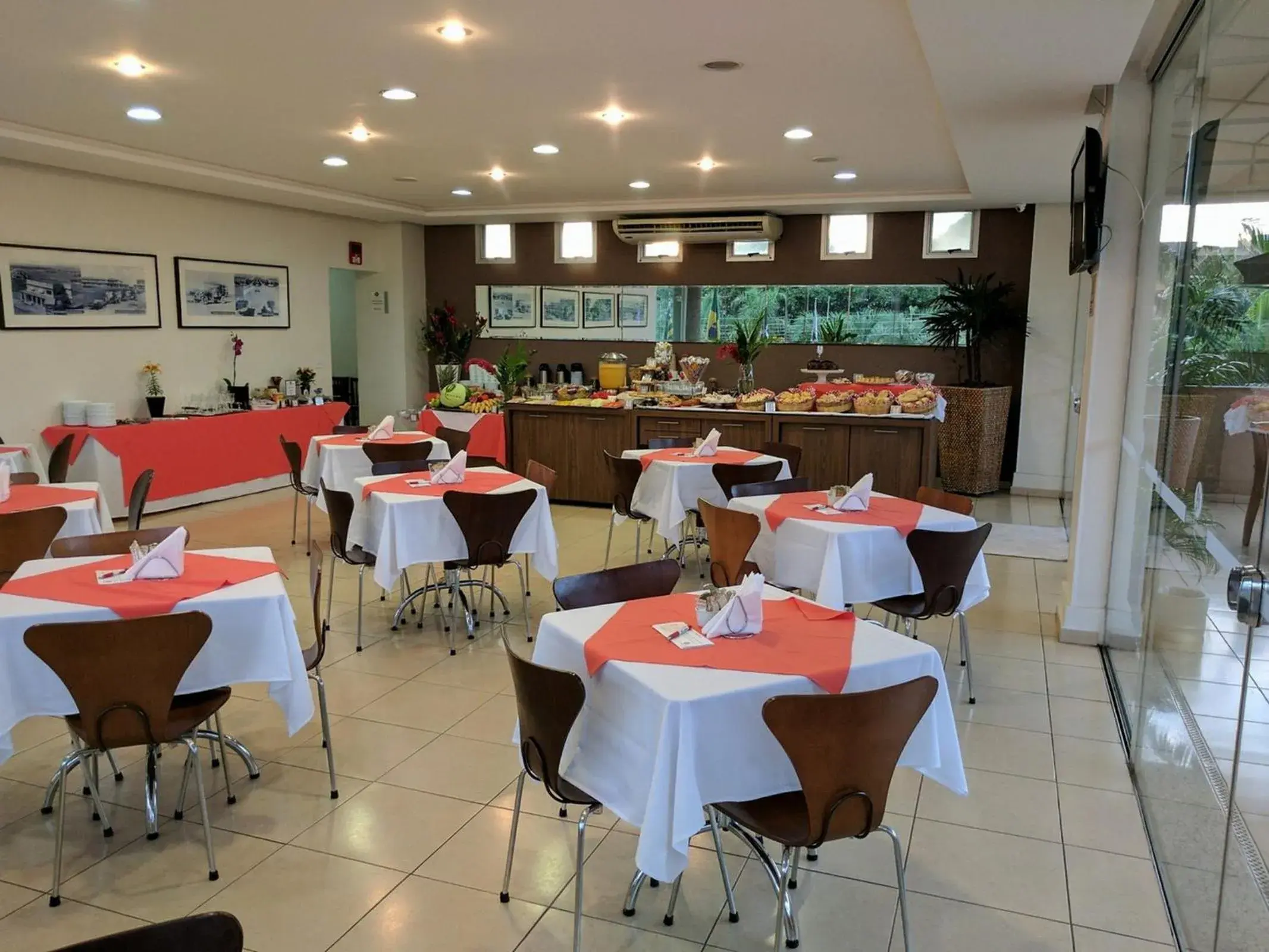 Restaurant/places to eat in Hotel Maione Restaurant/places to eat in Hotel Maione