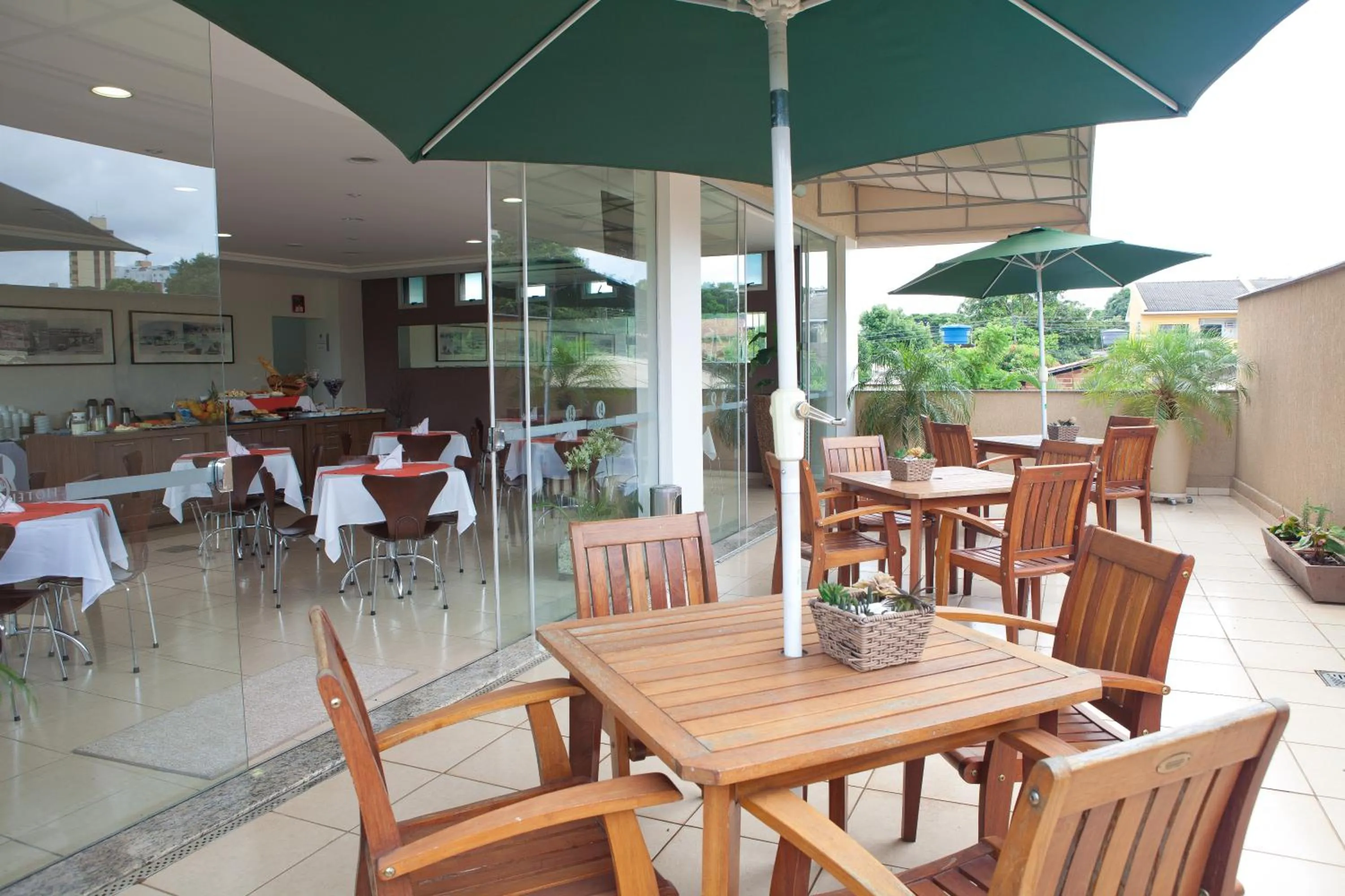 Restaurant/places to eat in Hotel Maione