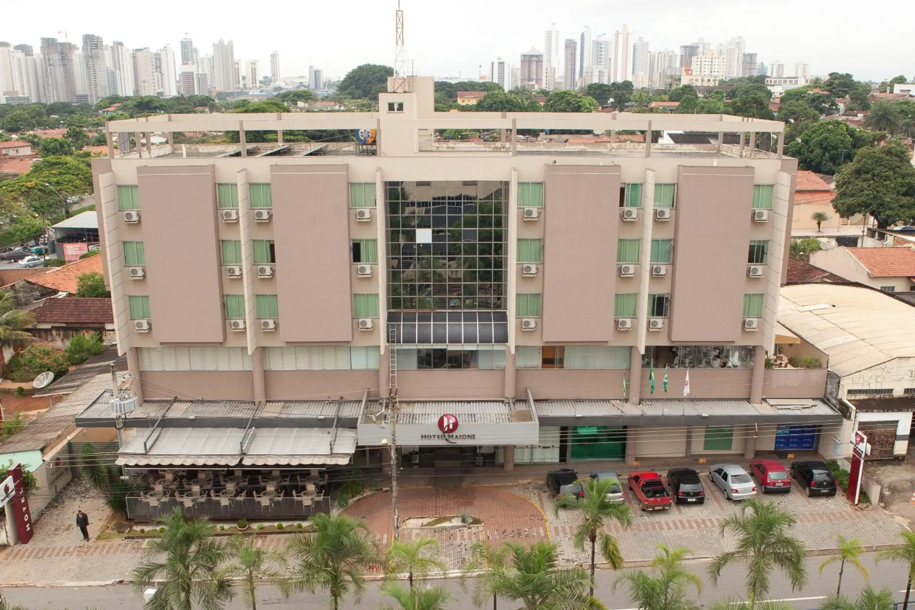 Facade/entrance in Hotel Maione Facade/entrance in Hotel Maione