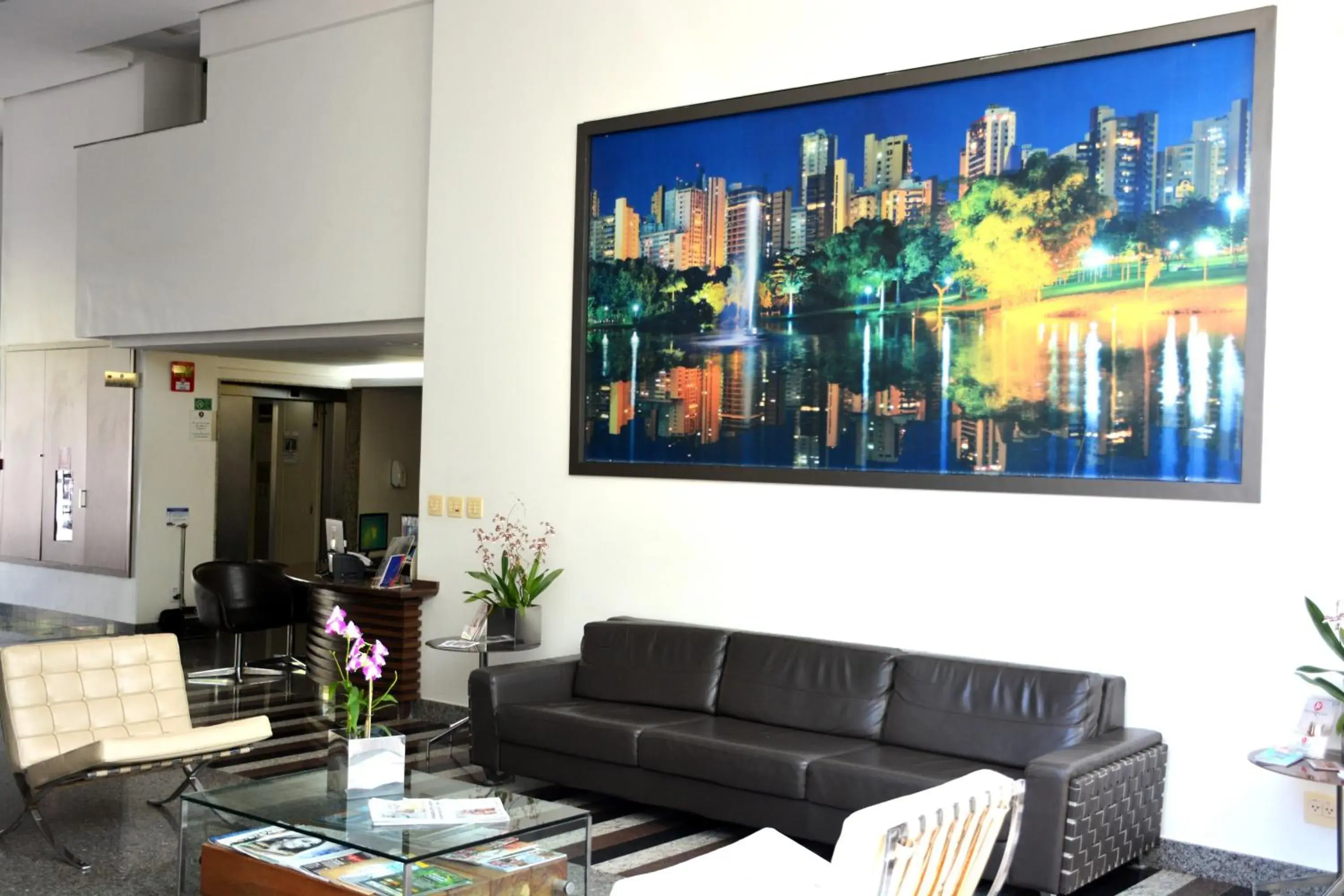 Lobby or reception in Hotel Maione Lobby or reception in Hotel Maione