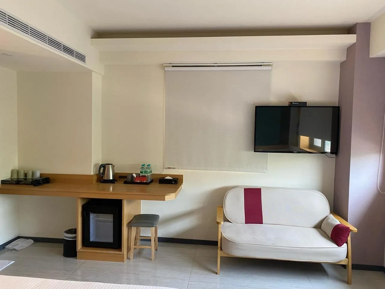 TV and multimedia in Fu Kuang Hotel