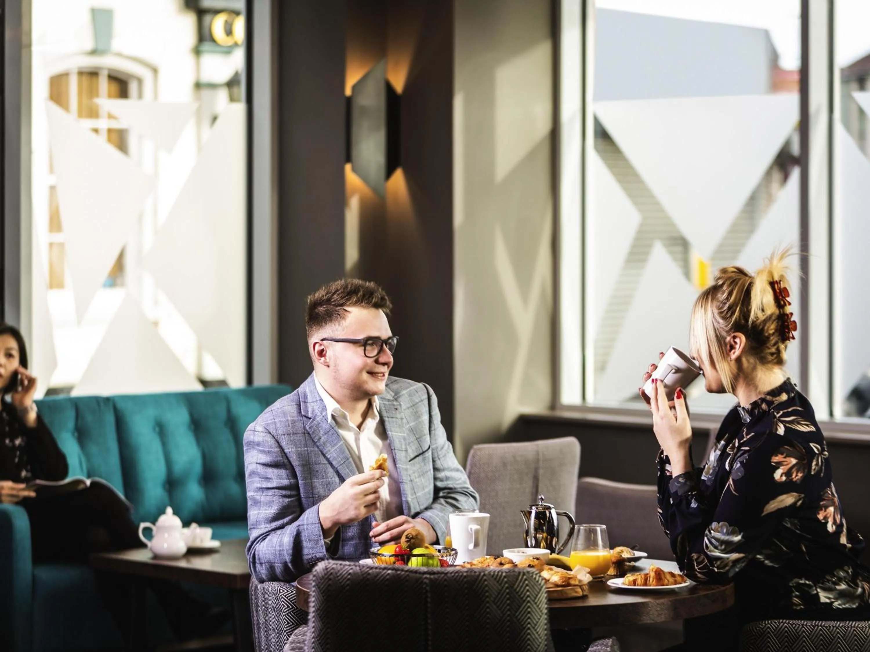 Restaurant/places to eat in Mercure Bridgwater