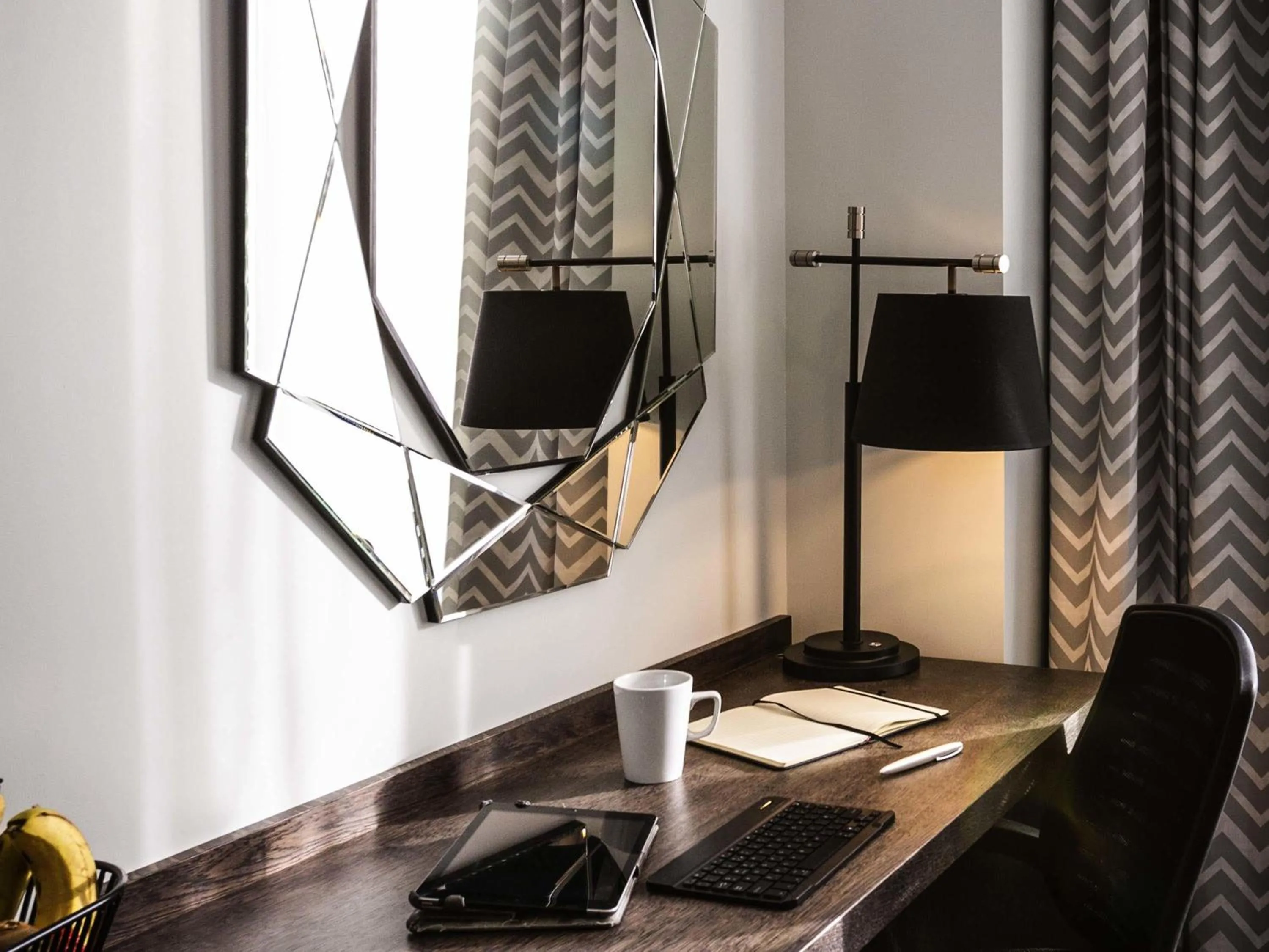 Bedroom in Mercure Bridgwater