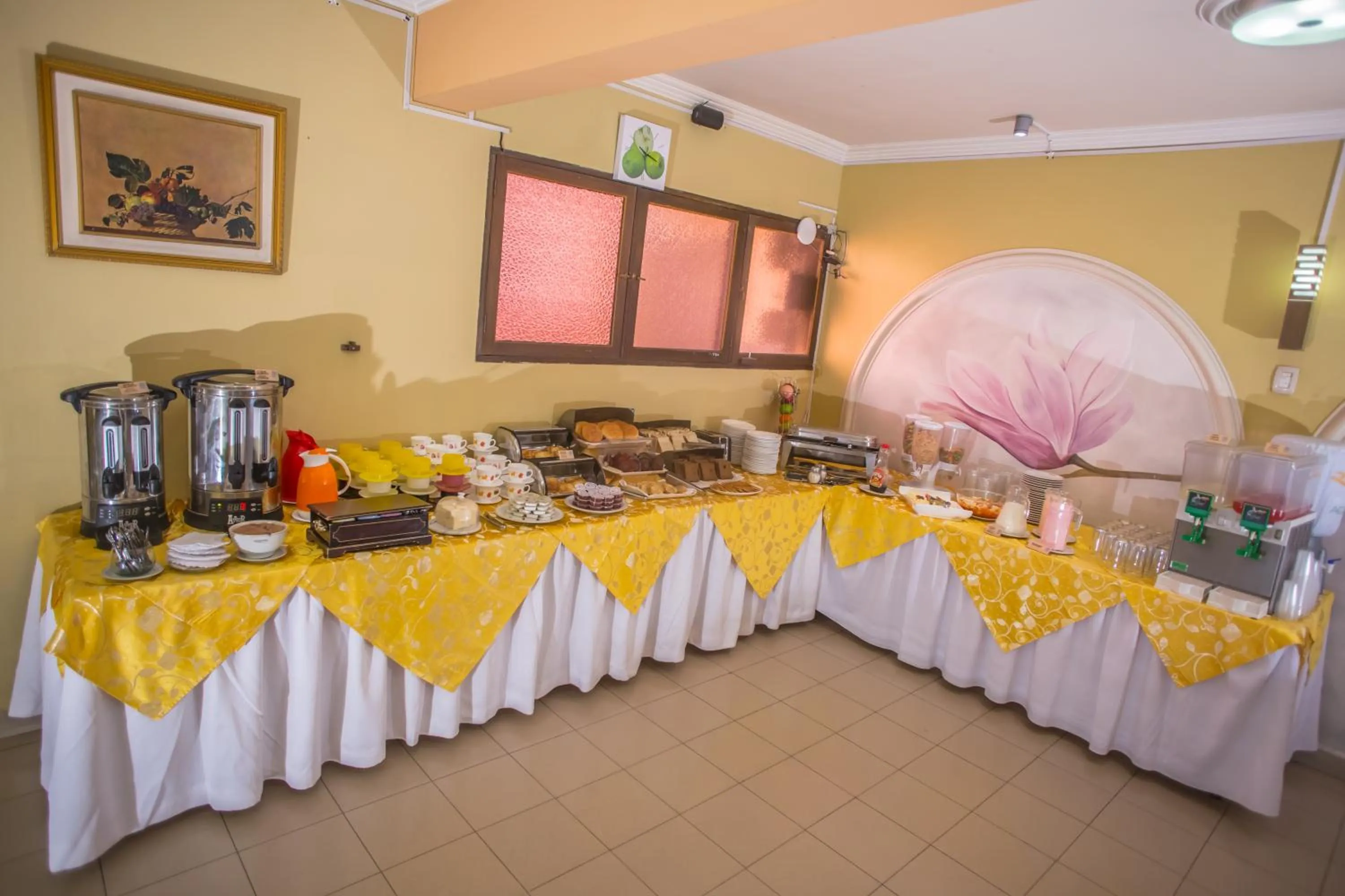 Breakfast in Hotel Regina