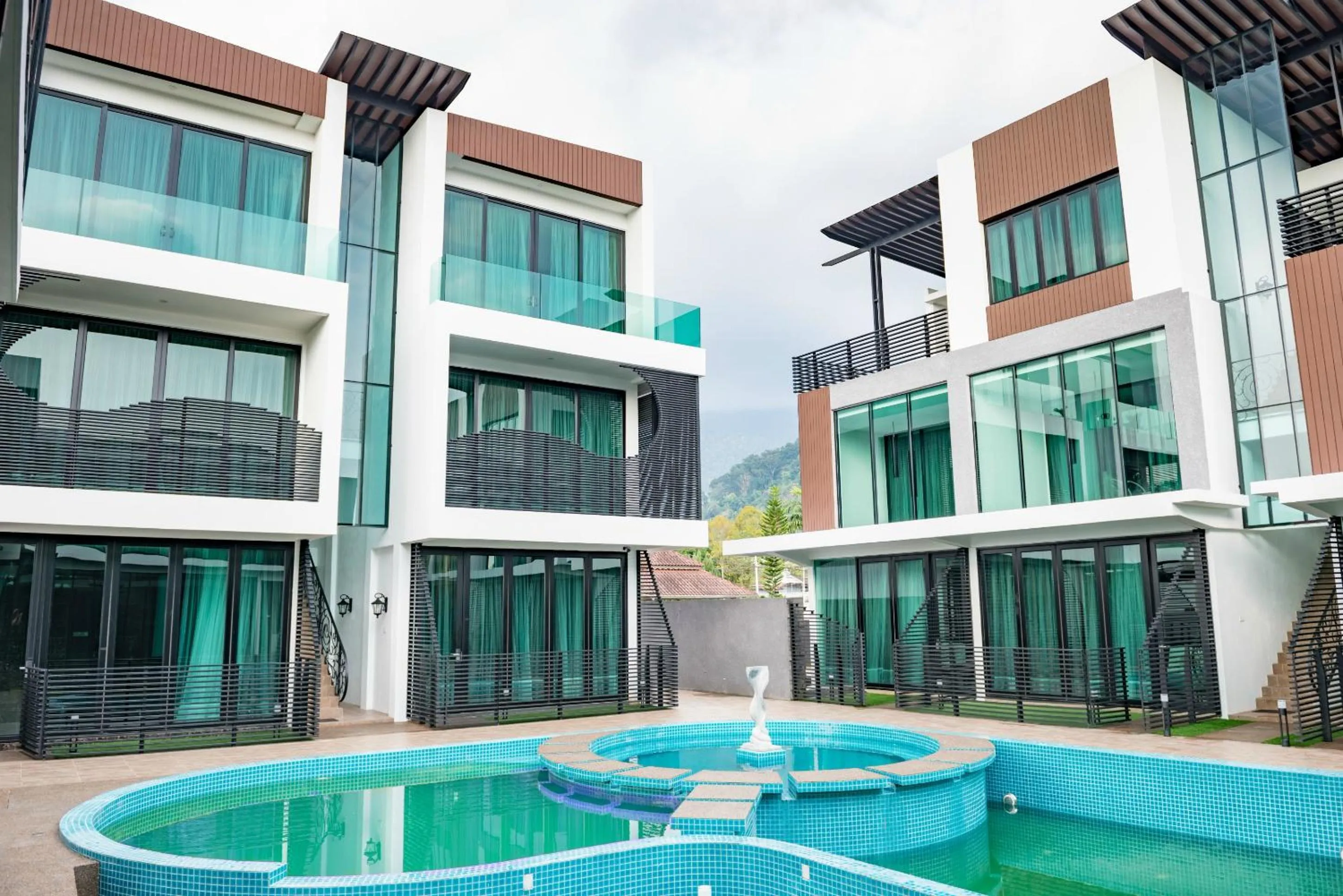 Swimming pool in Hermitage Boutique House