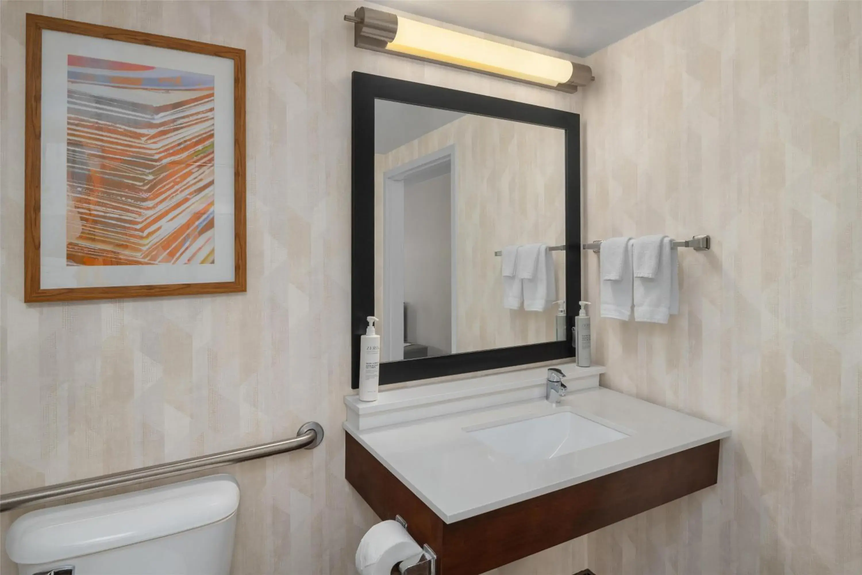 Bathroom in Hampton Inn Memphis / Southaven Bathroom in Hampton Inn Memphis / Southaven