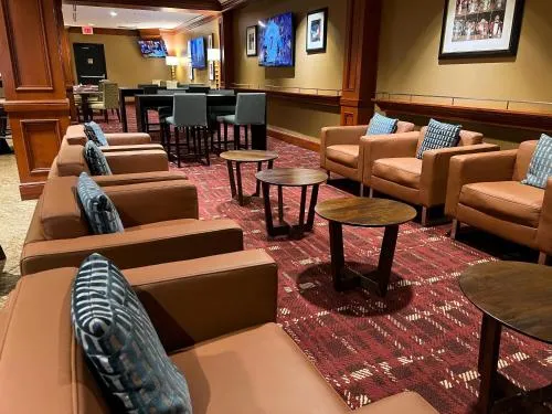 DoubleTree by Hilton Washington Dulles Airport