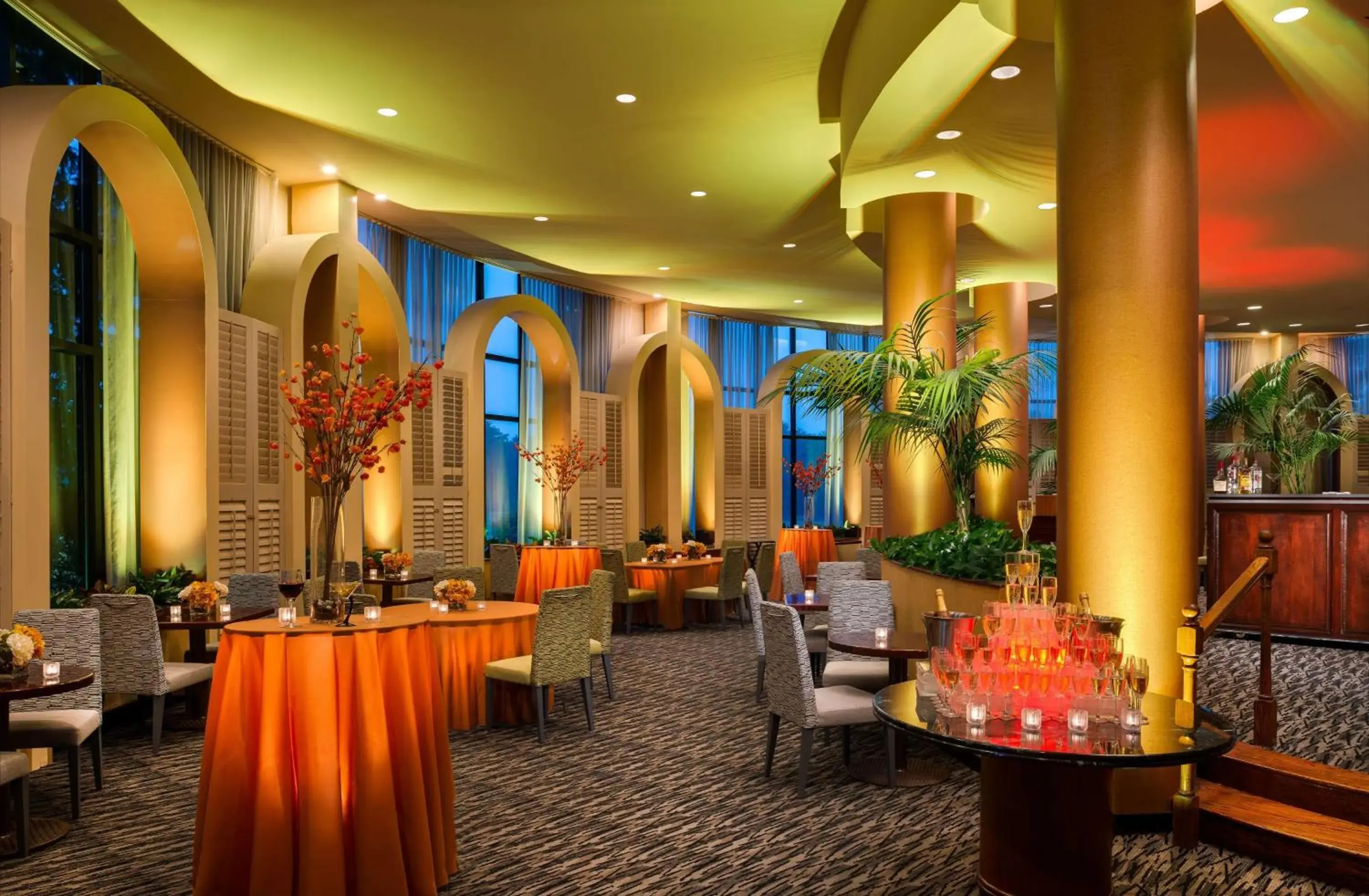 Restaurant/places to eat in Hilton Washington Dulles Airport Restaurant/places to eat in Hilton Washington Dulles Airport