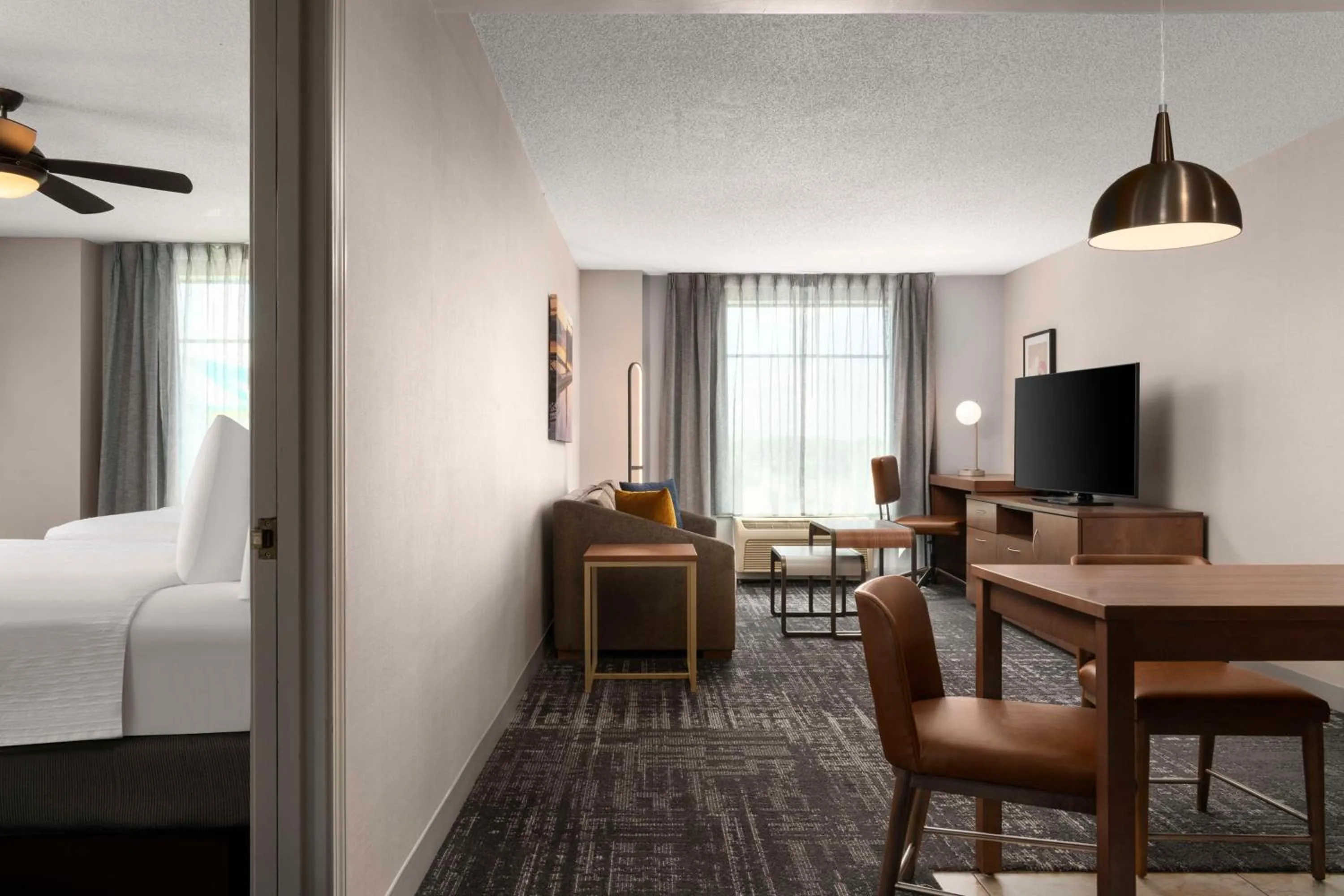 Living room, Bed in Homewood Suites by Hilton Hartford South-Glastonbury