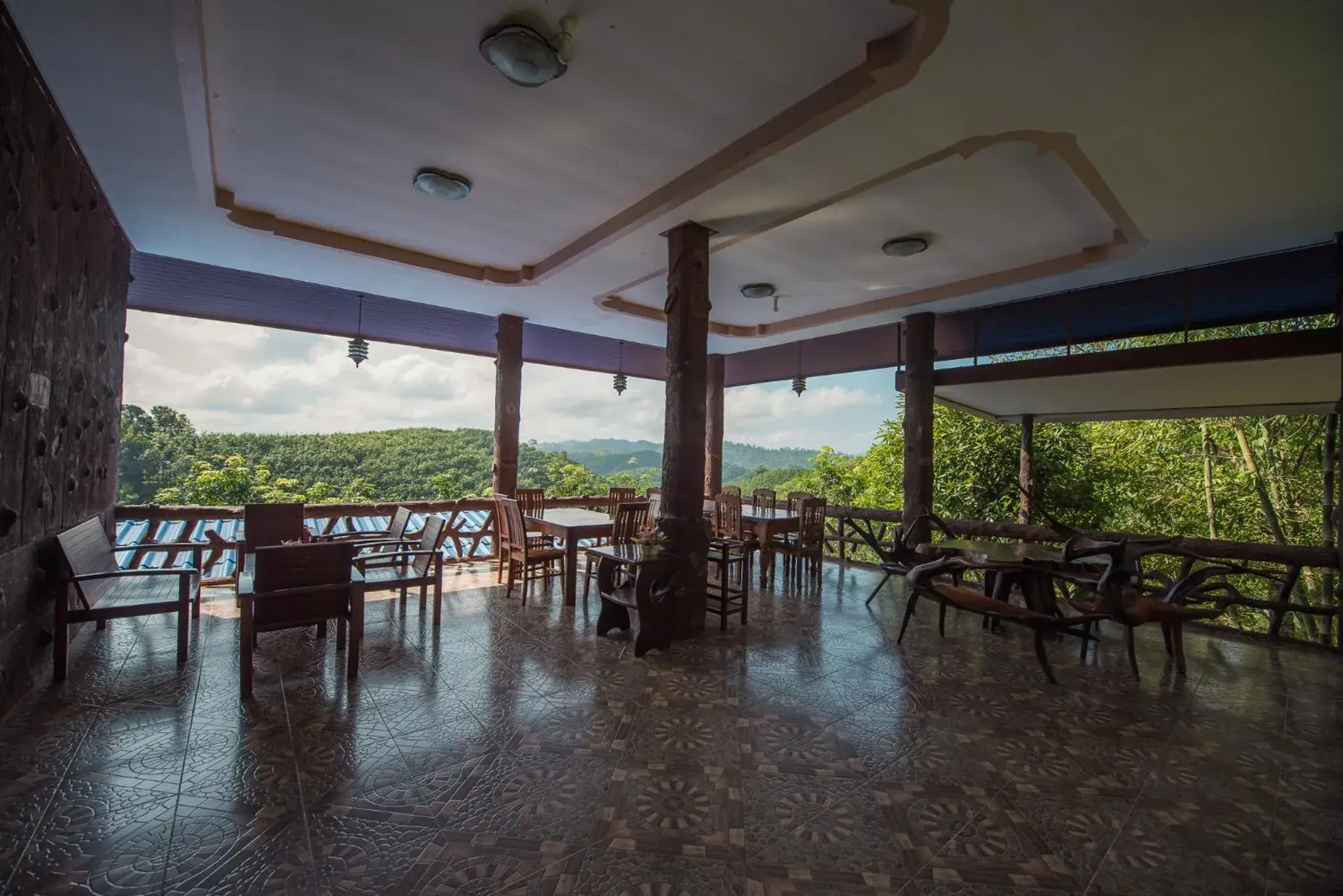 Patio in Mountain View House Patio in Mountain View House