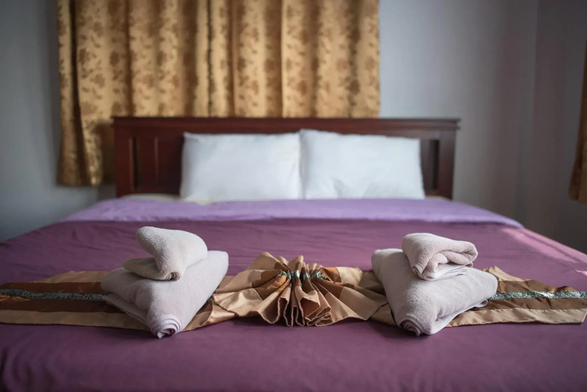 Bed in Mountain View House Bed in Mountain View House