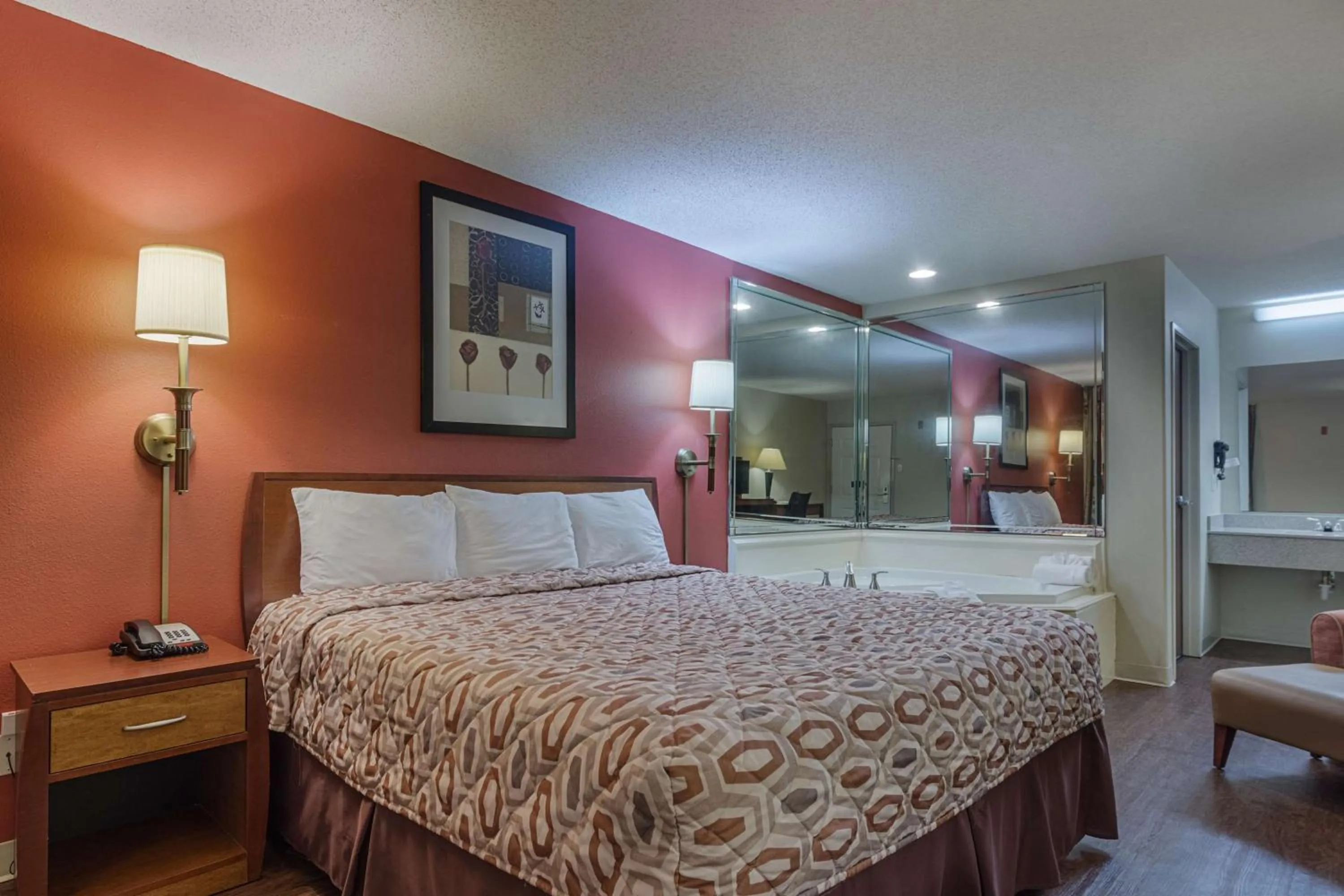 Photo of the whole room, Bed in Motel 6-Abbeville, LA