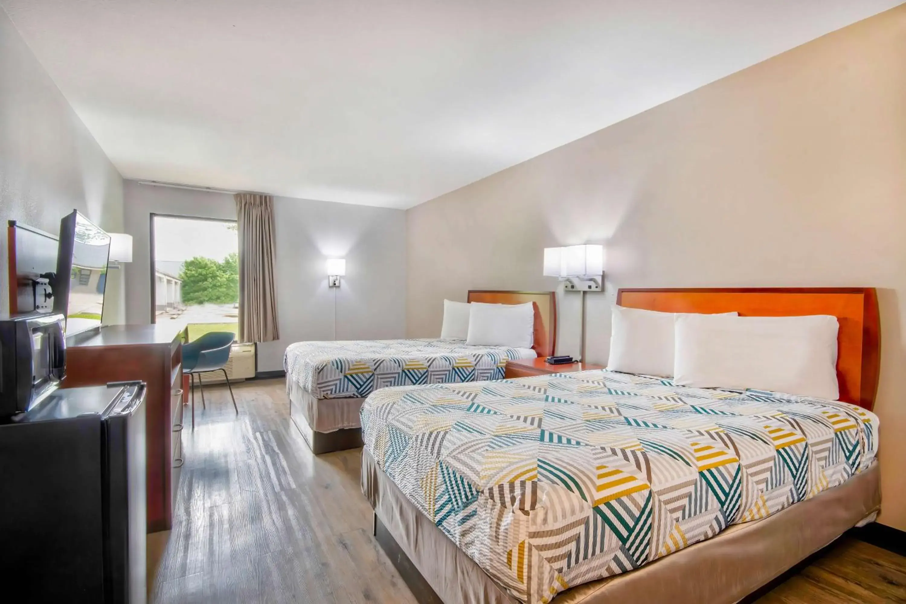 Bedroom, Bed in Motel 6-Abbeville, LA Bedroom, Bed in Motel 6-Abbeville, LA