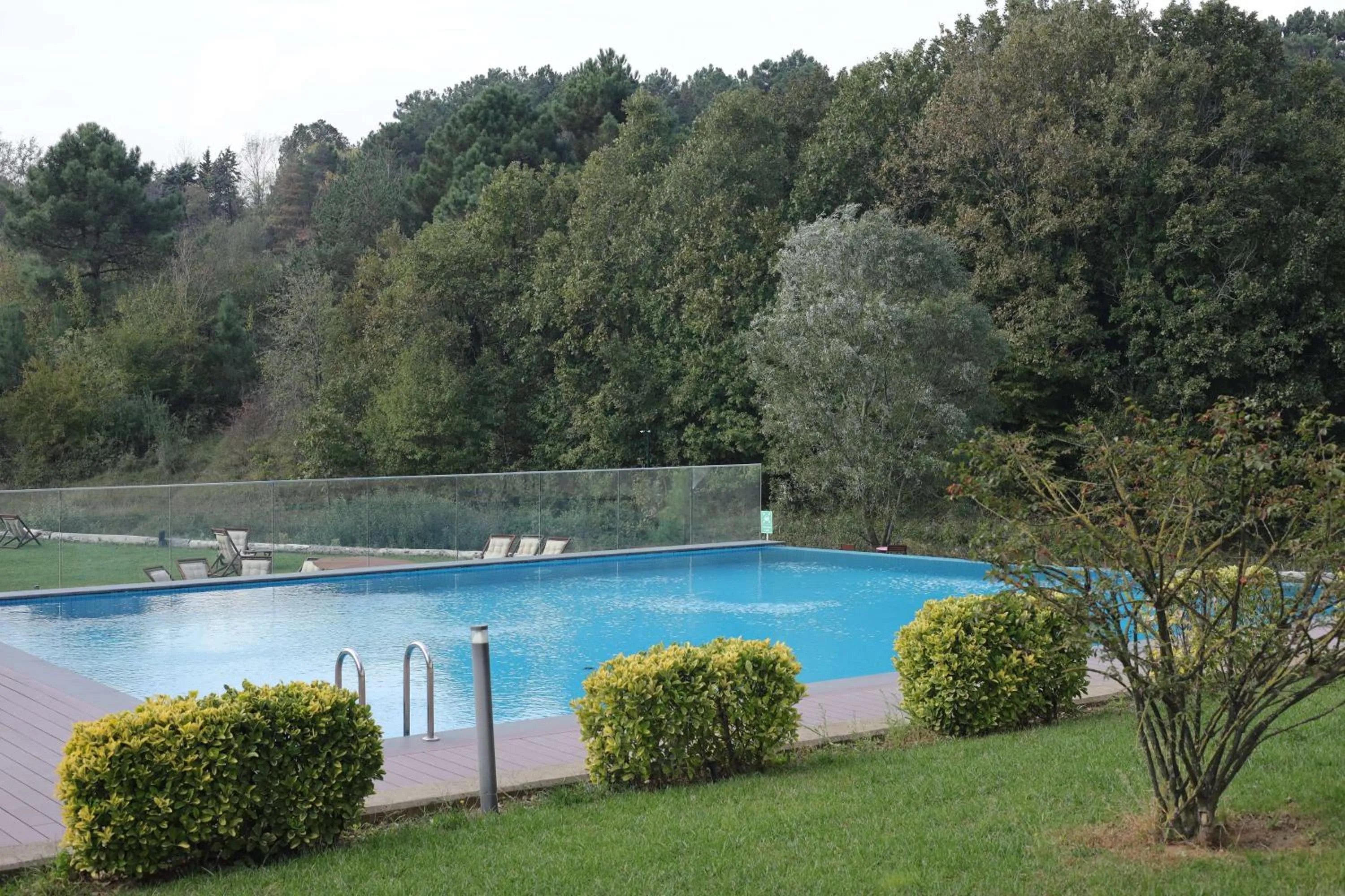 Pool view in Park Inn by Radisson Istanbul Airport Odayeri