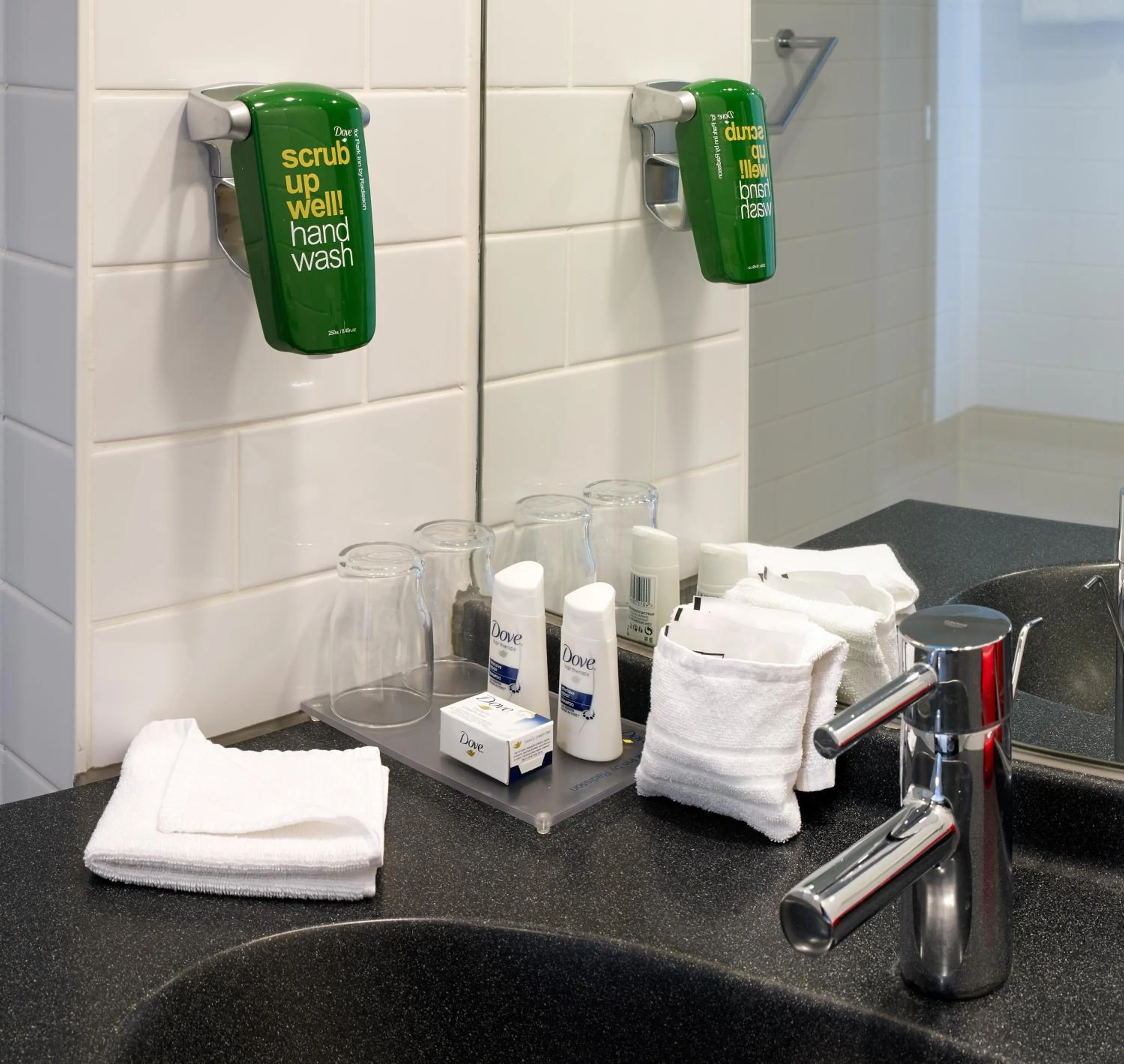 Bathroom in Park Inn by Radisson Istanbul Airport Odayeri