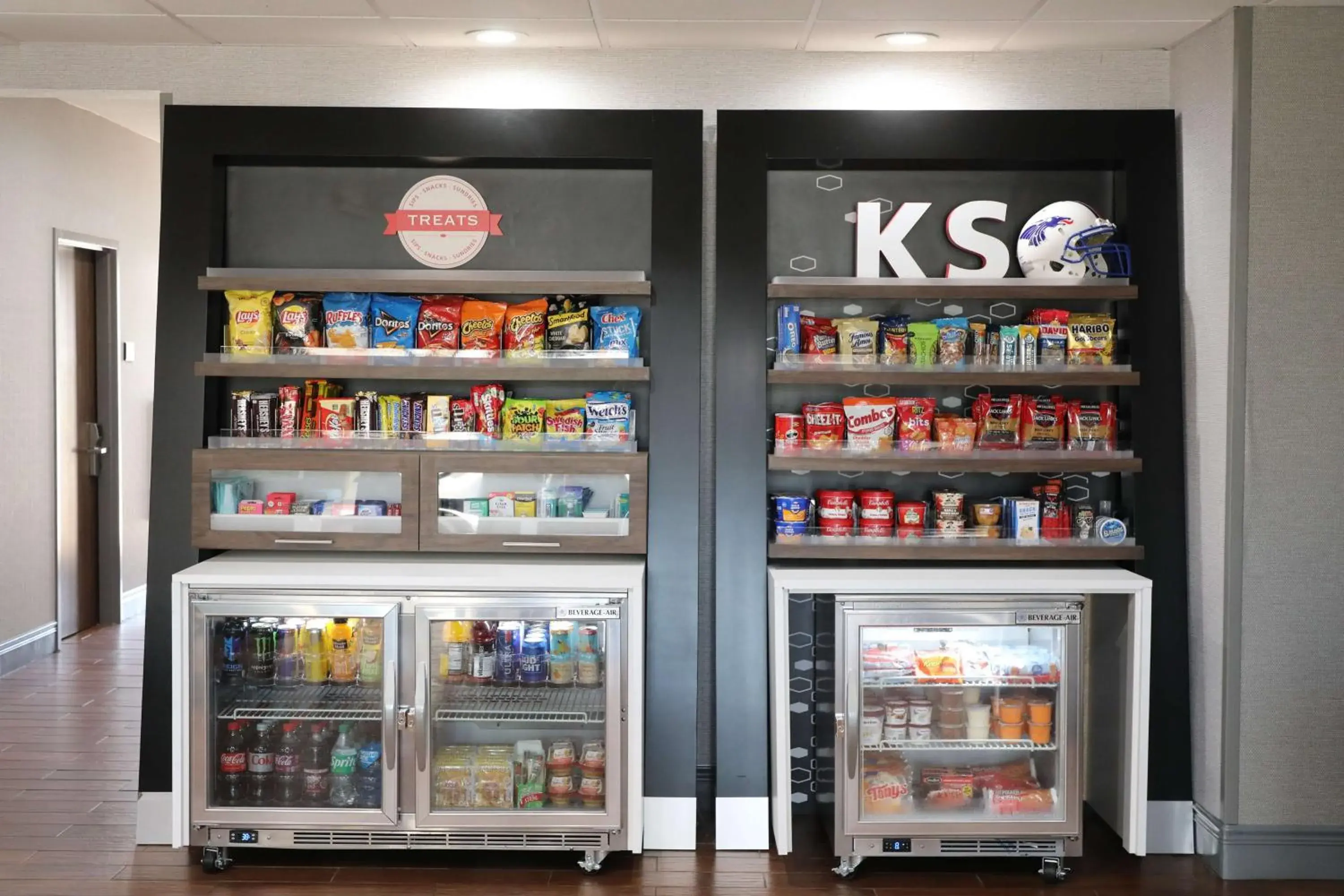 Restaurant/places to eat in Hampton Inn Hutchinson Restaurant/places to eat in Hampton Inn Hutchinson