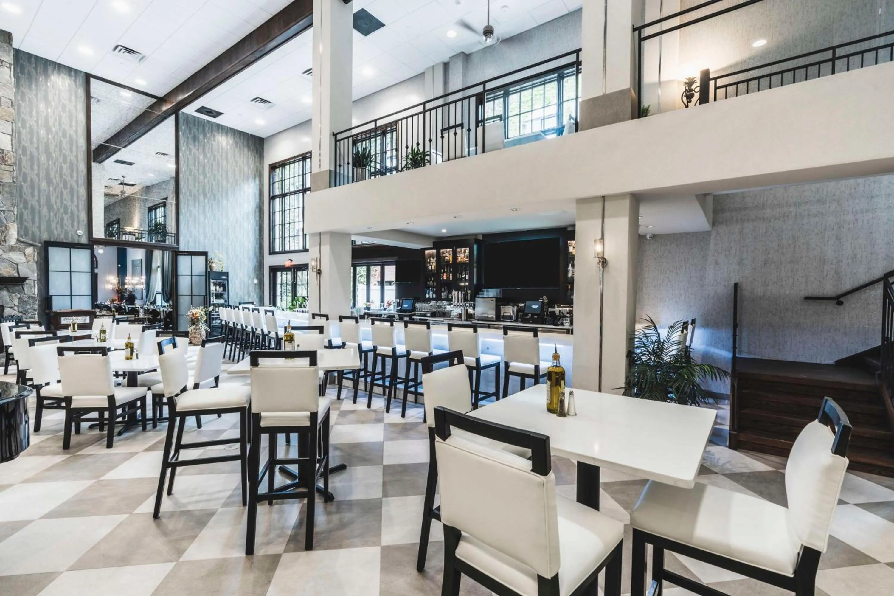 Lobby or reception in Hampton Inn & Suites Fairfield