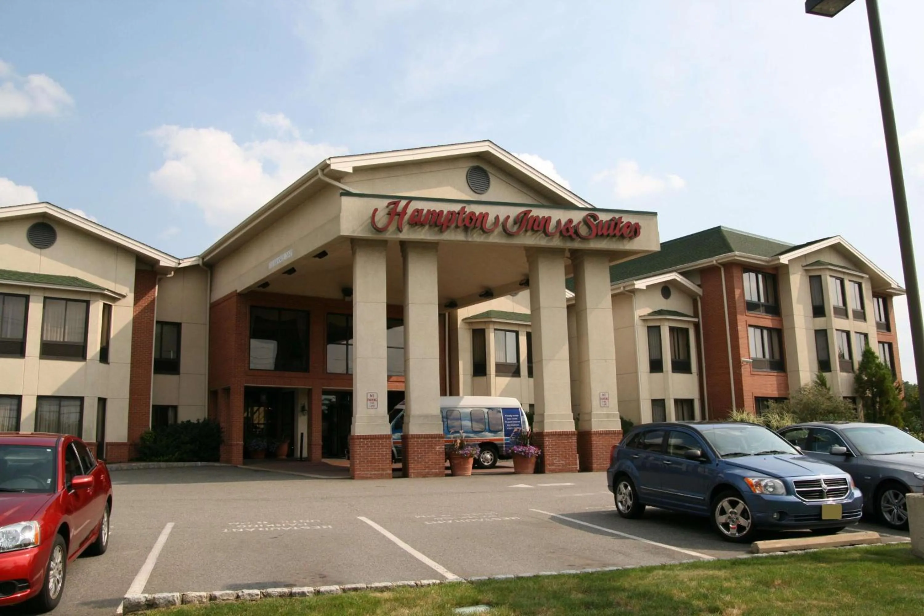 Property building in Hampton Inn & Suites Fairfield