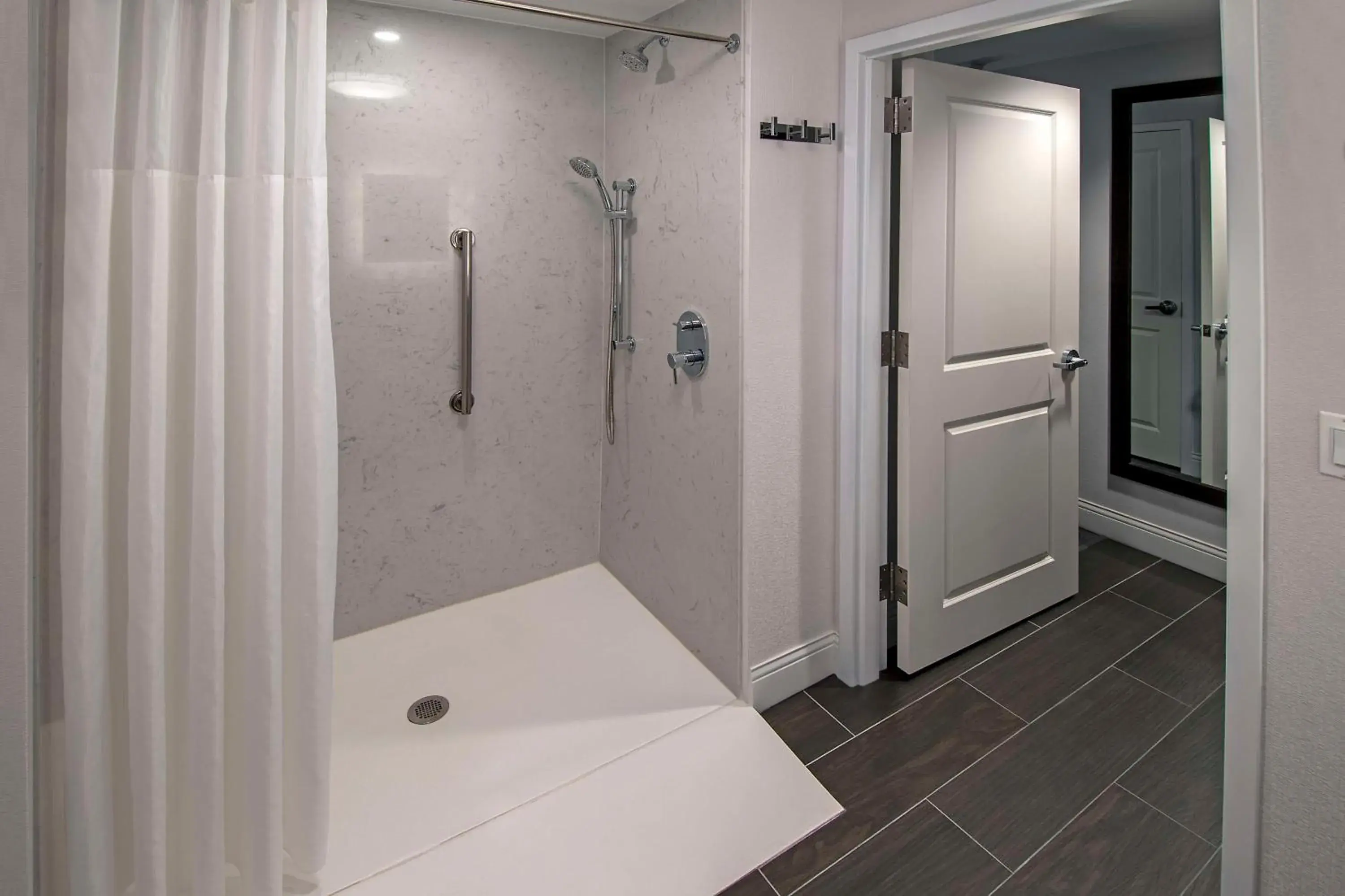 Bathroom in Hampton Inn & Suites Fairfield Bathroom in Hampton Inn & Suites Fairfield