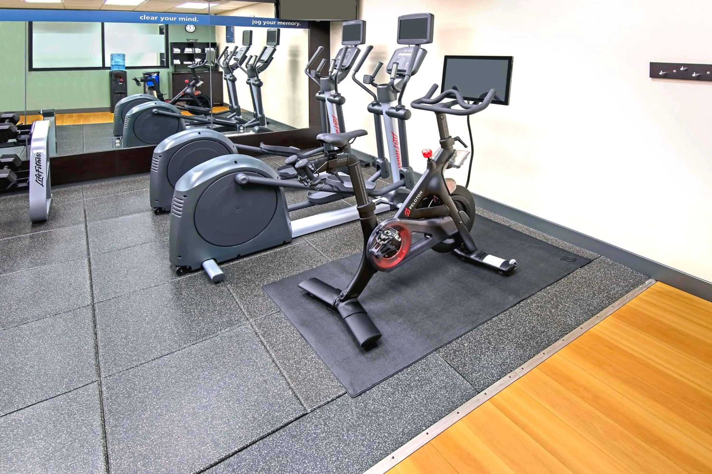 Fitness centre/facilities in Hampton Inn & Suites Fairfield