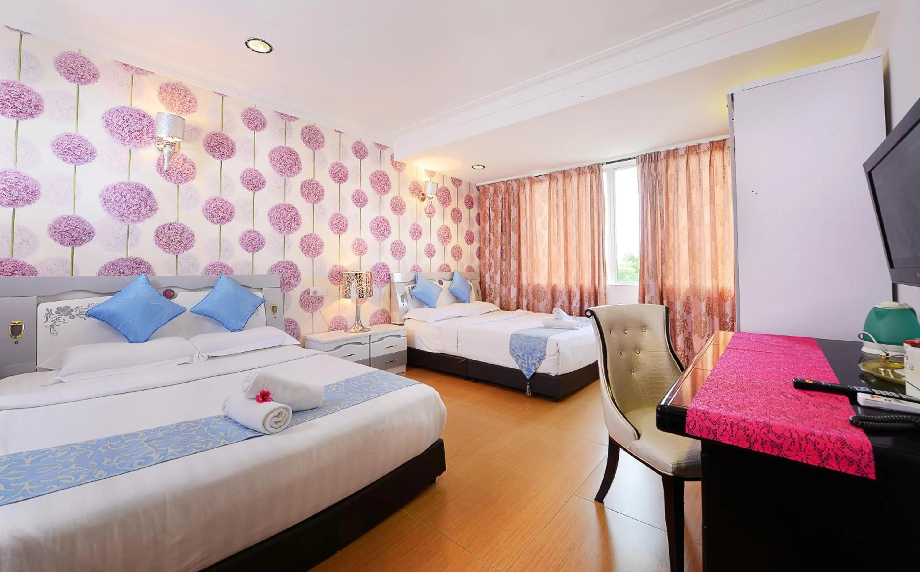 Photo of the whole room in Hotel de Art @ Section 7 Shah Alam