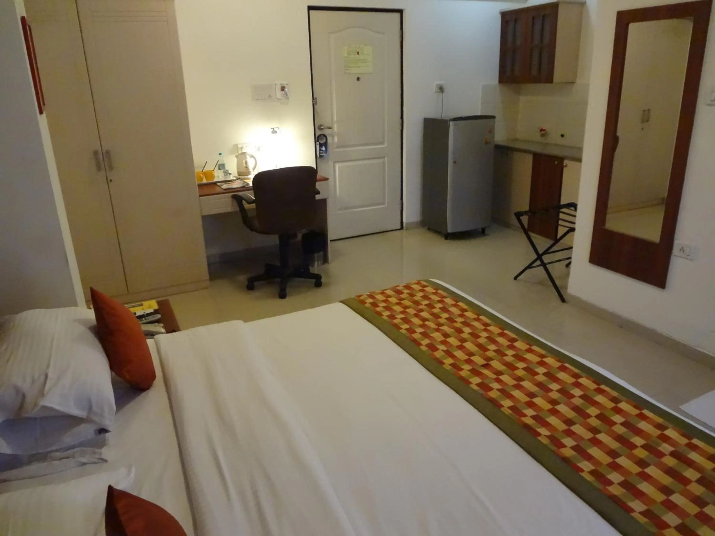 Photo of the whole room, Bed in Nestor Hotel, Mumbai