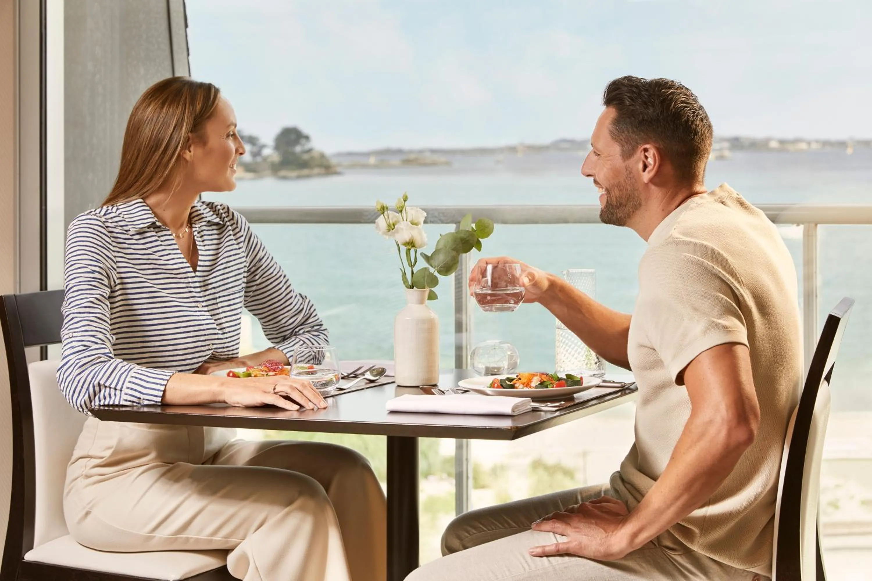 Restaurant/places to eat in Hôtel Valdys Thalasso & Spa - Beau rivage