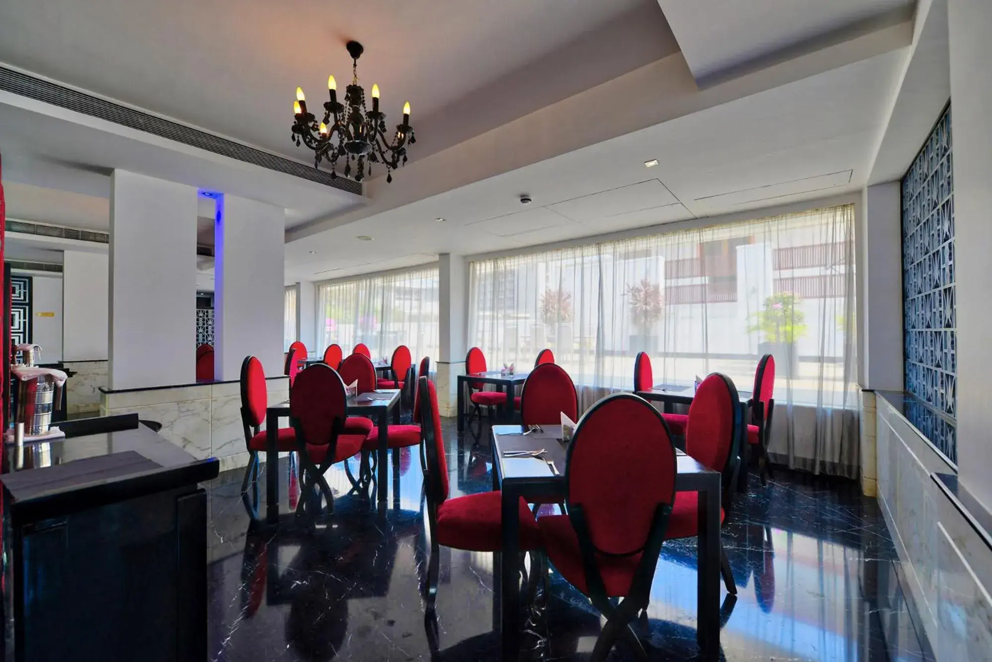 Restaurant/places to eat in Ginger Dona Paula, Goa Restaurant/places to eat in Ginger Dona Paula, Goa