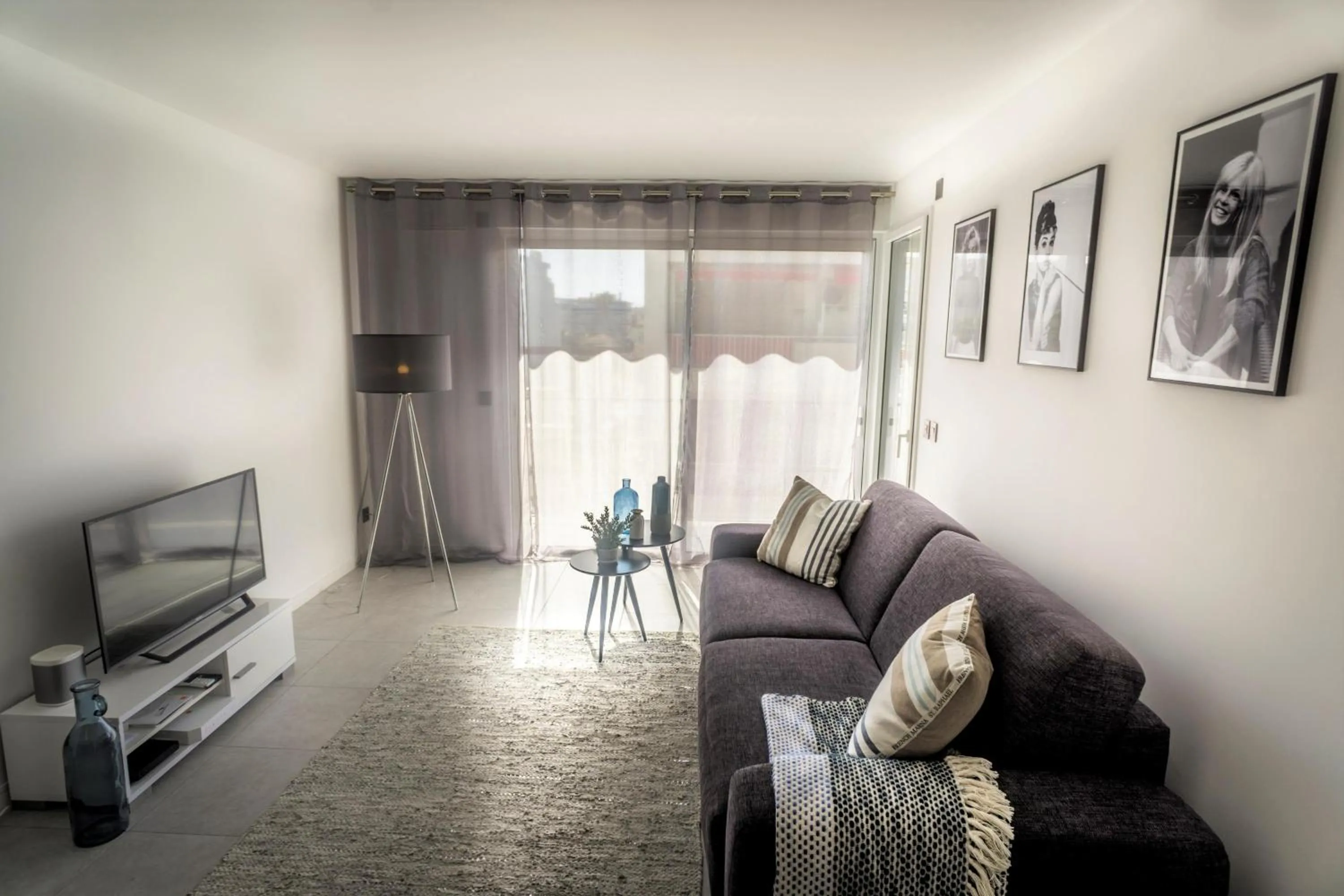 Modern 1-Bed Apt near Croisette Palais - 1903