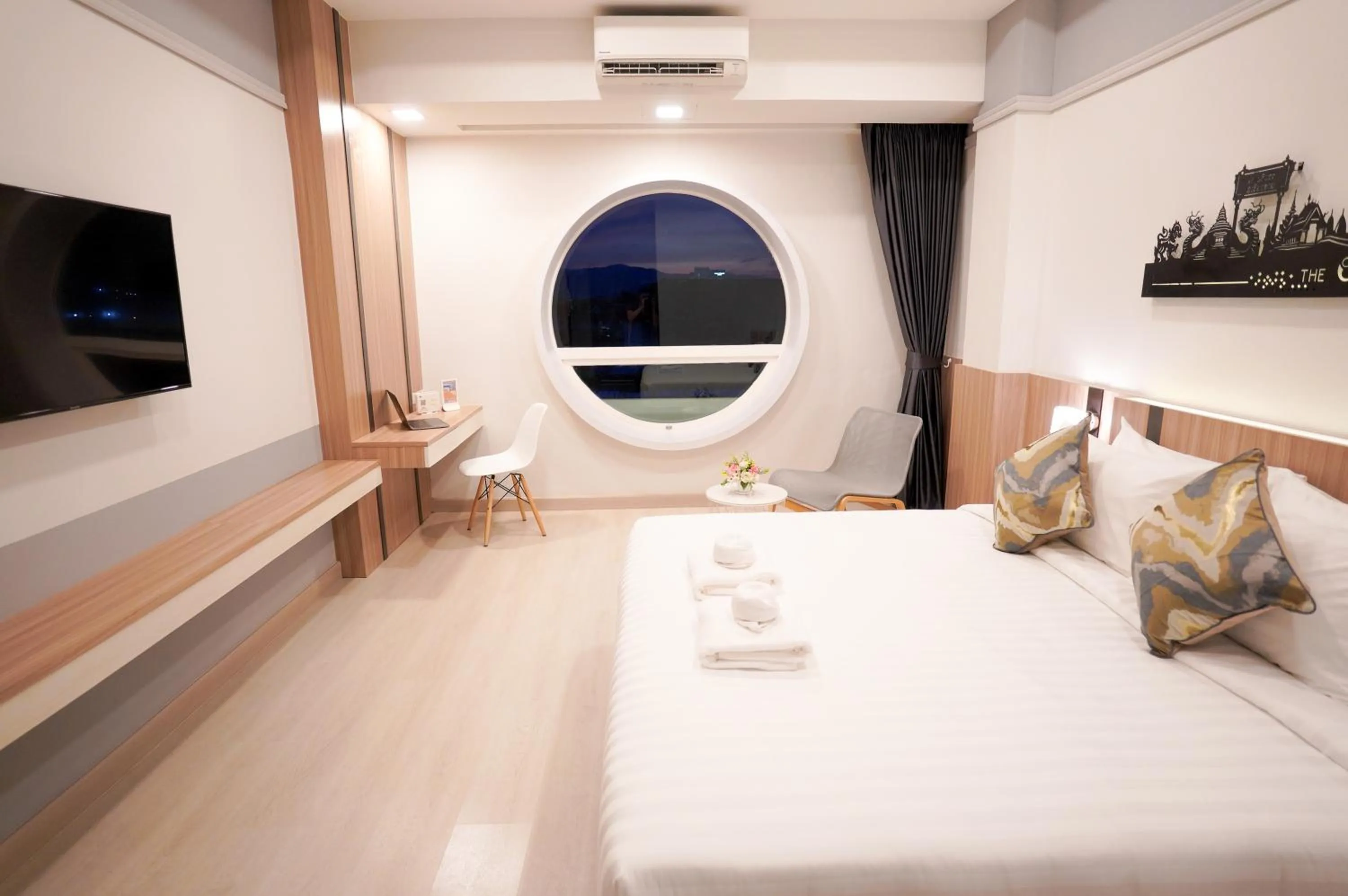 Bedroom, Bed in The Space Hotel Chiang Rai