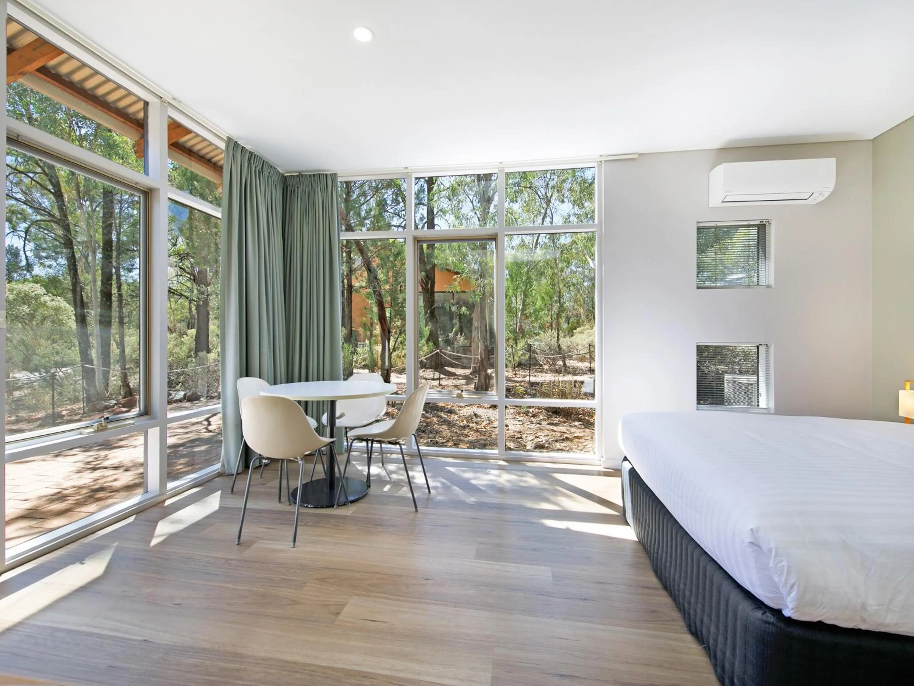 Bed in Discovery Resorts - Wilpena Pound