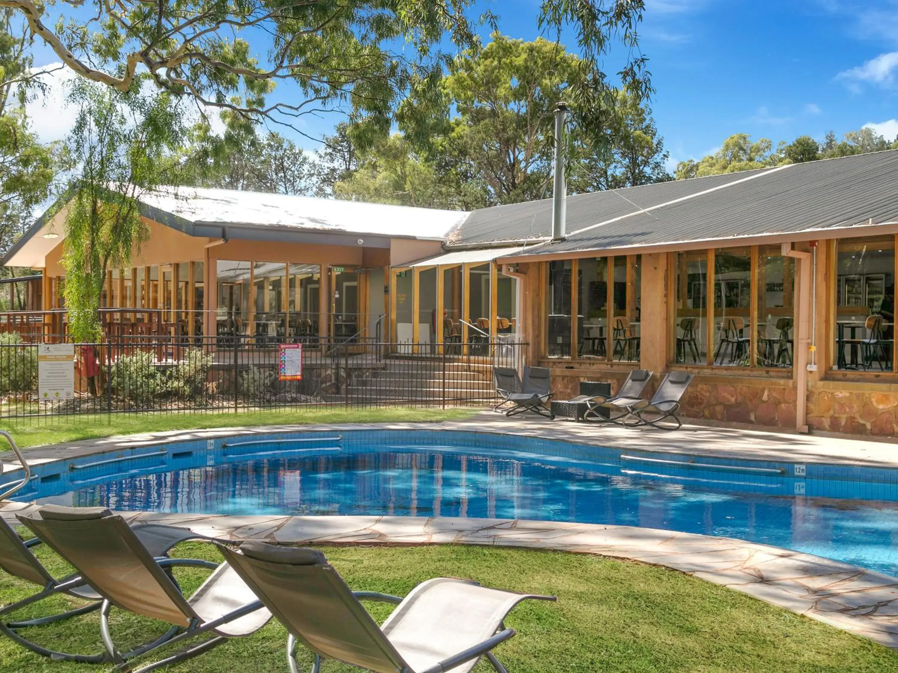Swimming pool in Discovery Resorts - Wilpena Pound Swimming pool in Discovery Resorts - Wilpena Pound