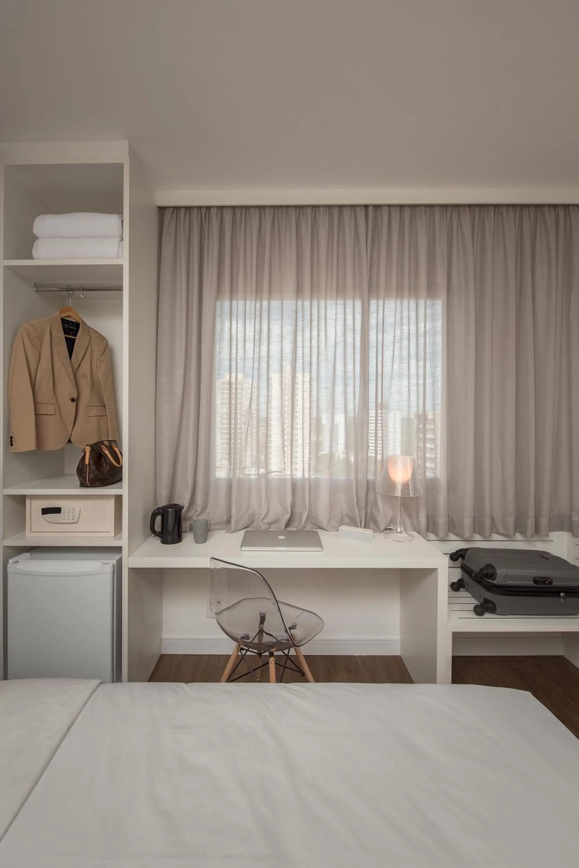 Decorative detail, Bed in Intercity Bauru