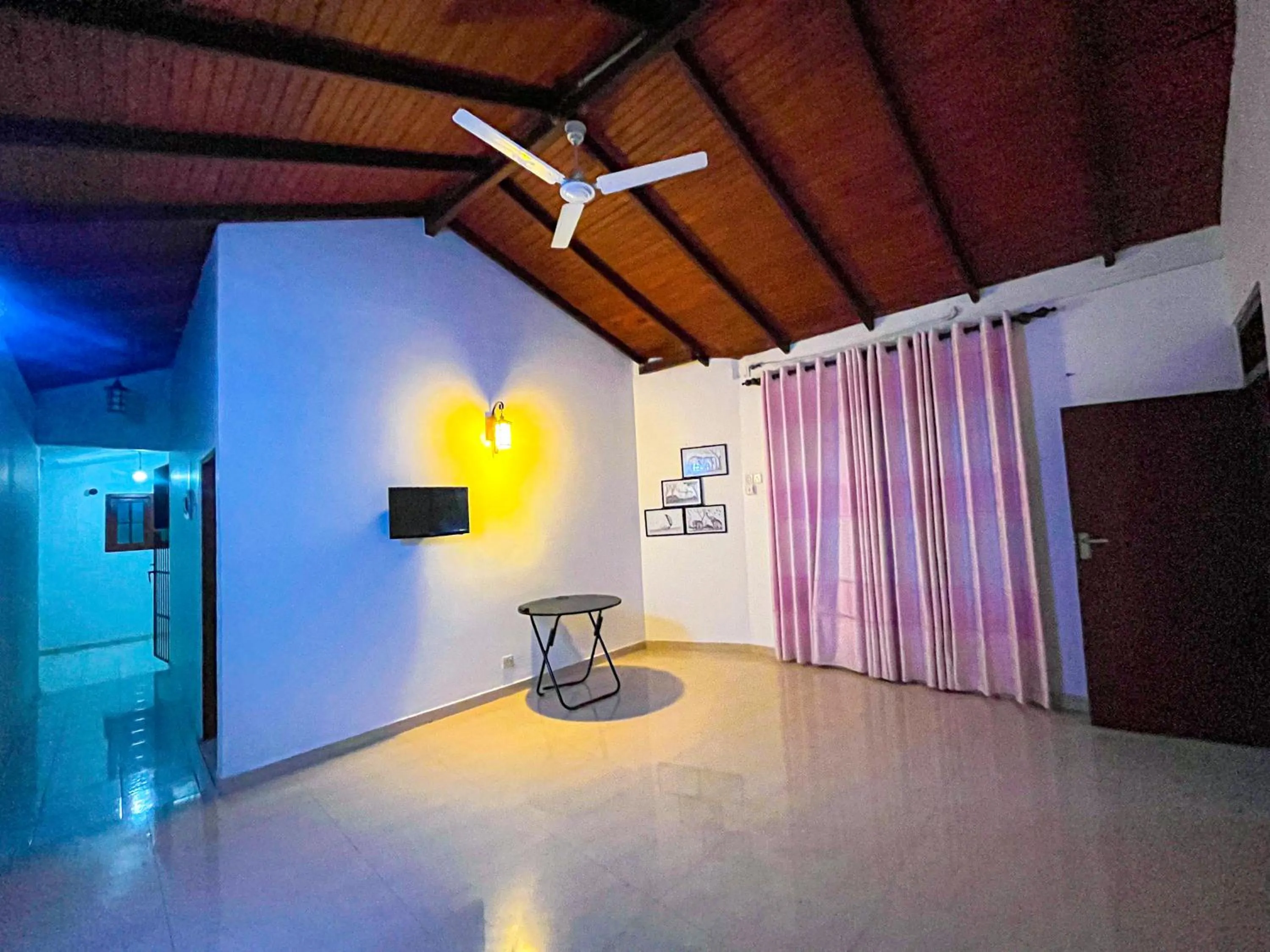 Living room in Galle Camellia