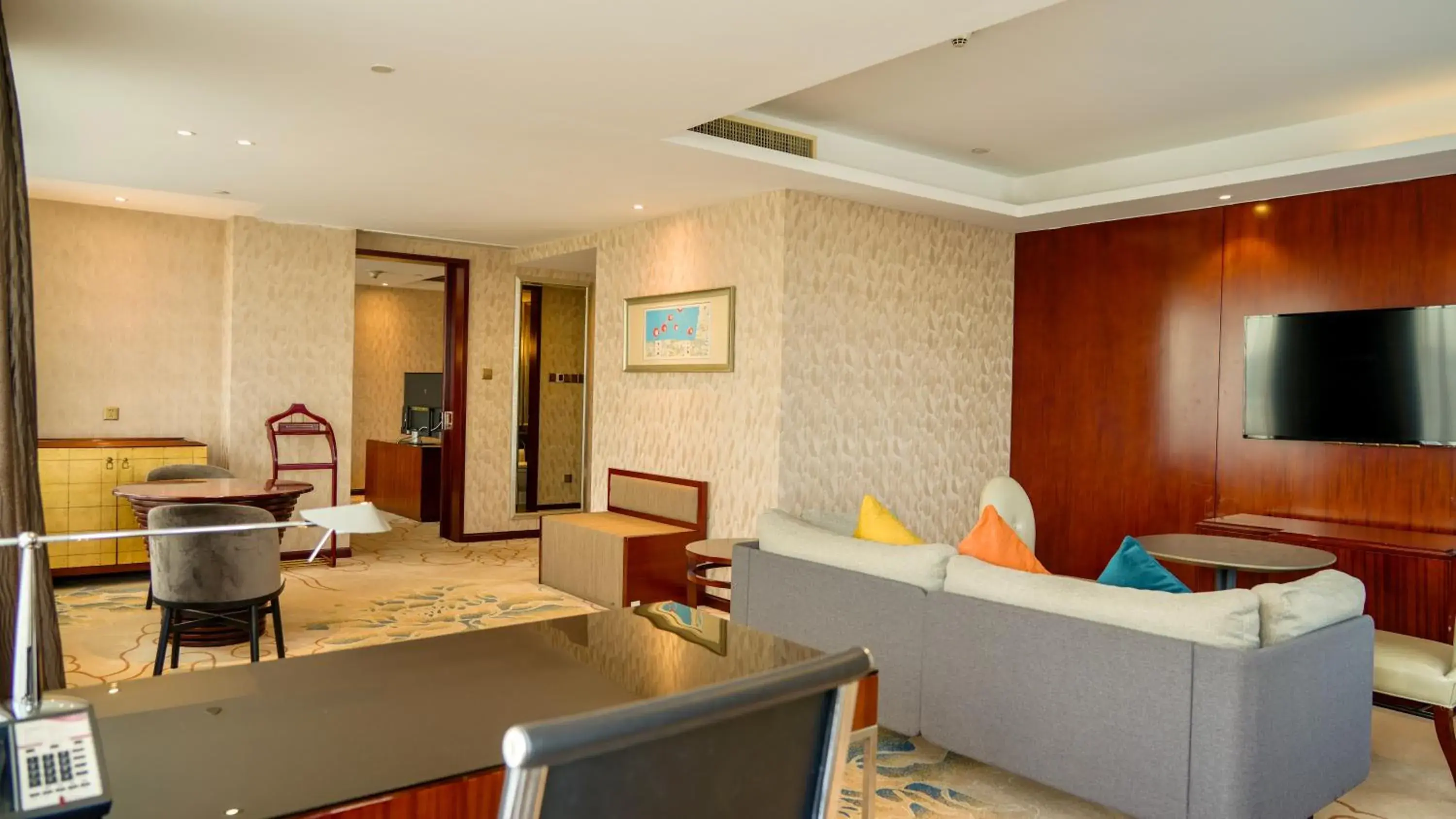 Photo of the whole room in Crowne Plaza Beijing Zhongguancun by IHG Photo of the whole room in Crowne Plaza Beijing Zhongguancun by IHG