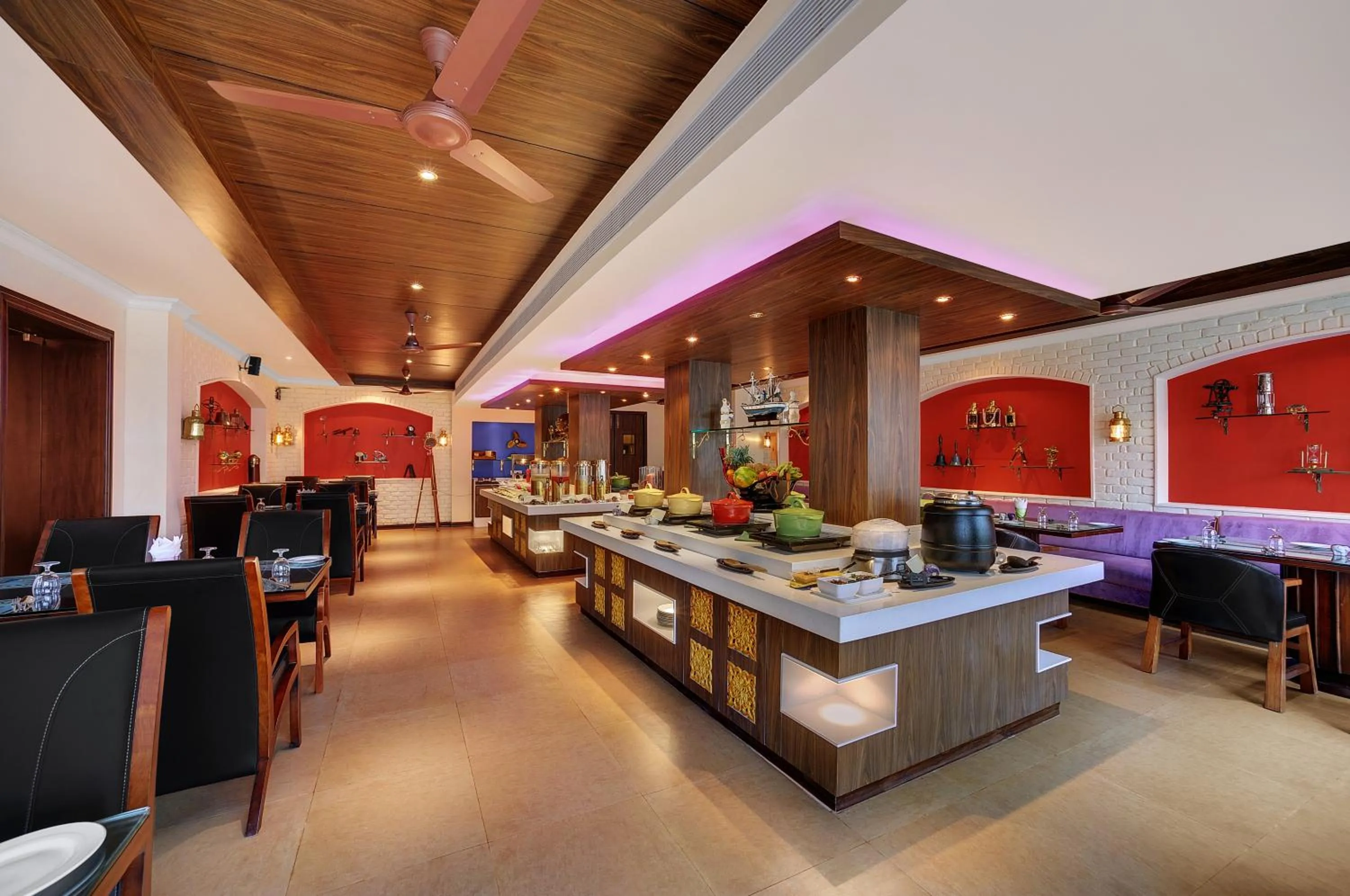 Restaurant/places to eat in Fenicia Riverside Resort