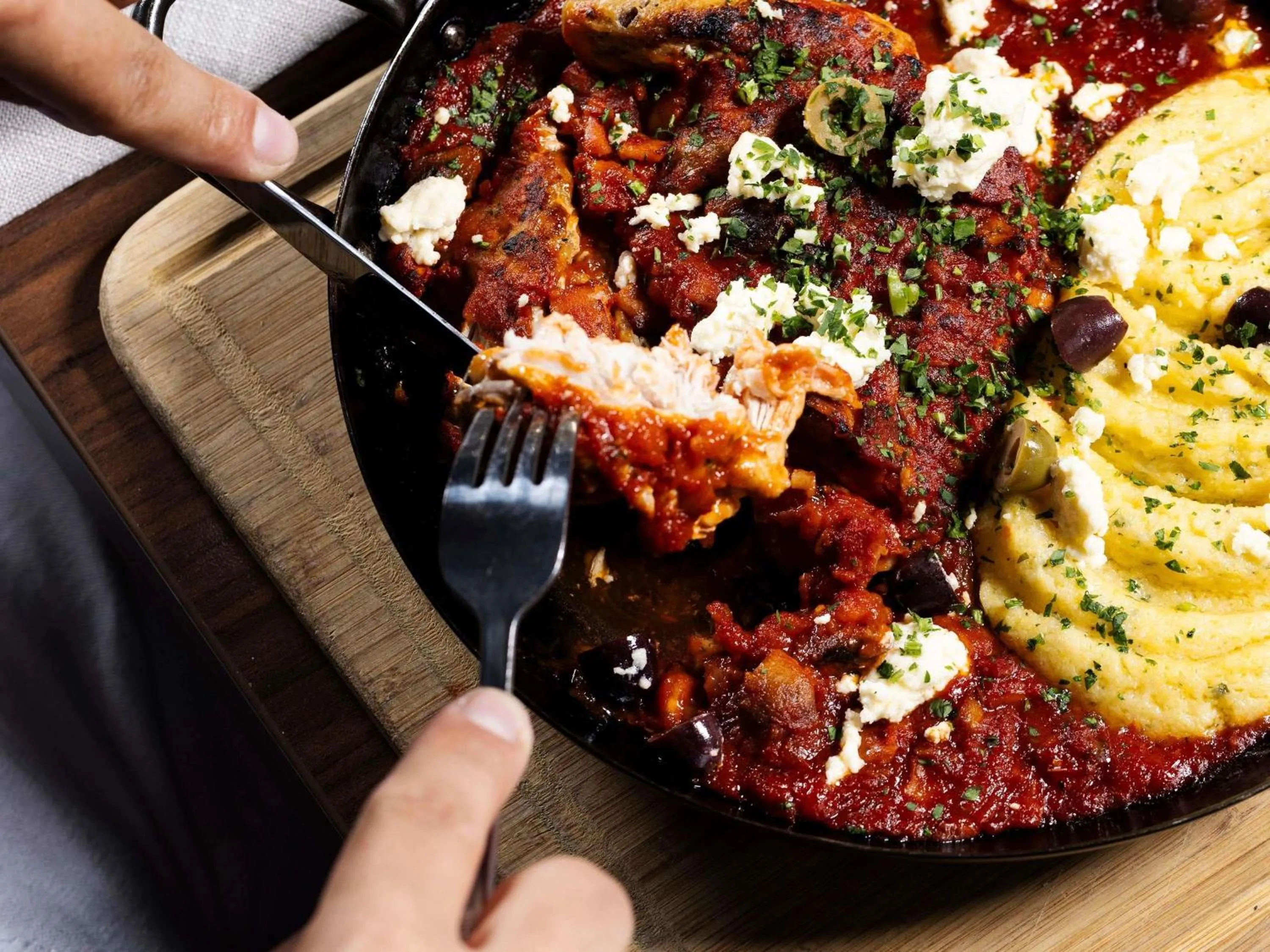 Restaurant/places to eat in Mercure Melbourne Caroline Springs