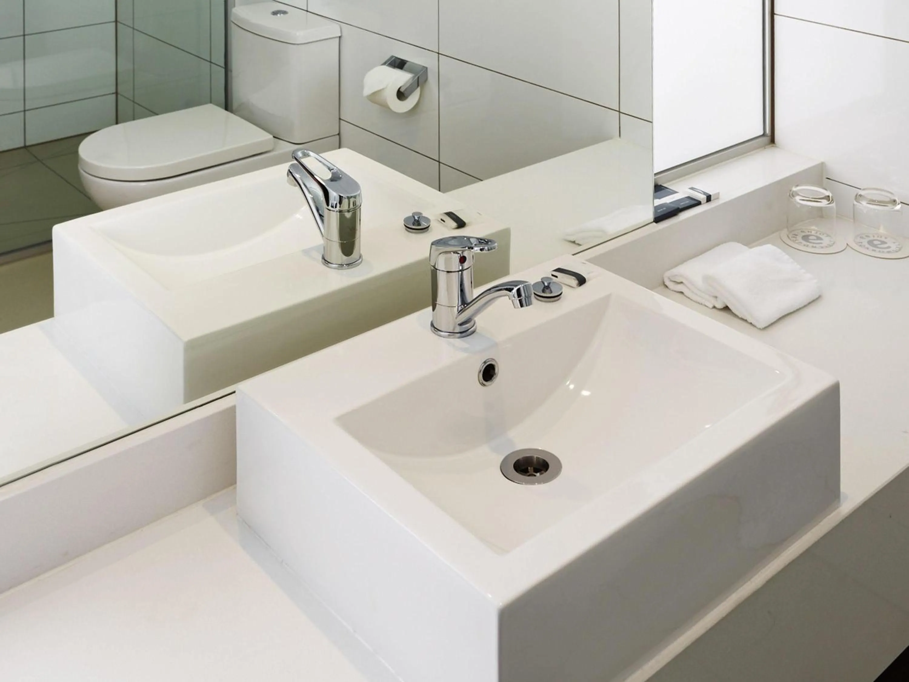 Bedroom in Mercure Melbourne Caroline Springs